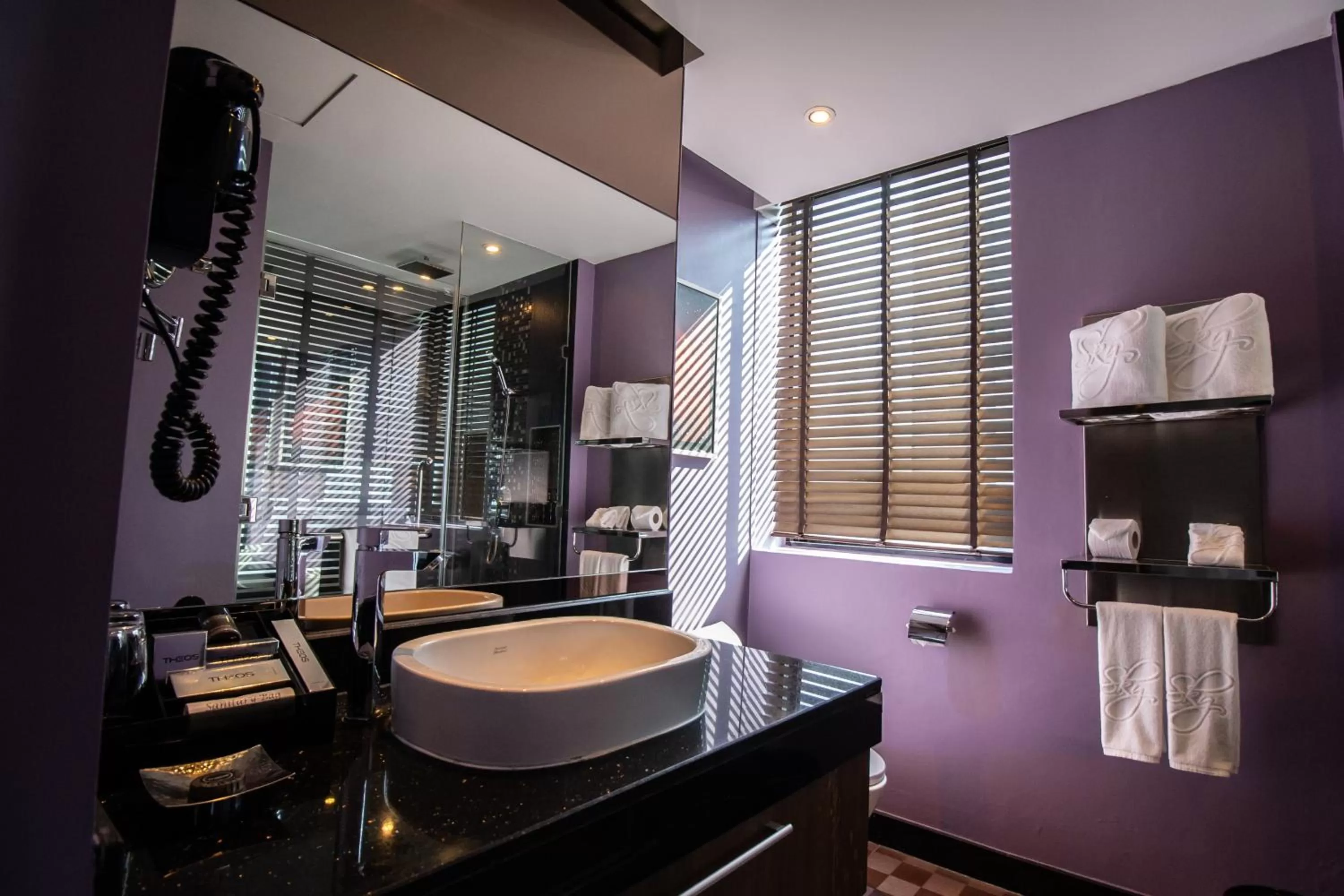 Continent Skyline Twin in The Continent Hotel Sukhumvit - Asok BTS Bangkok