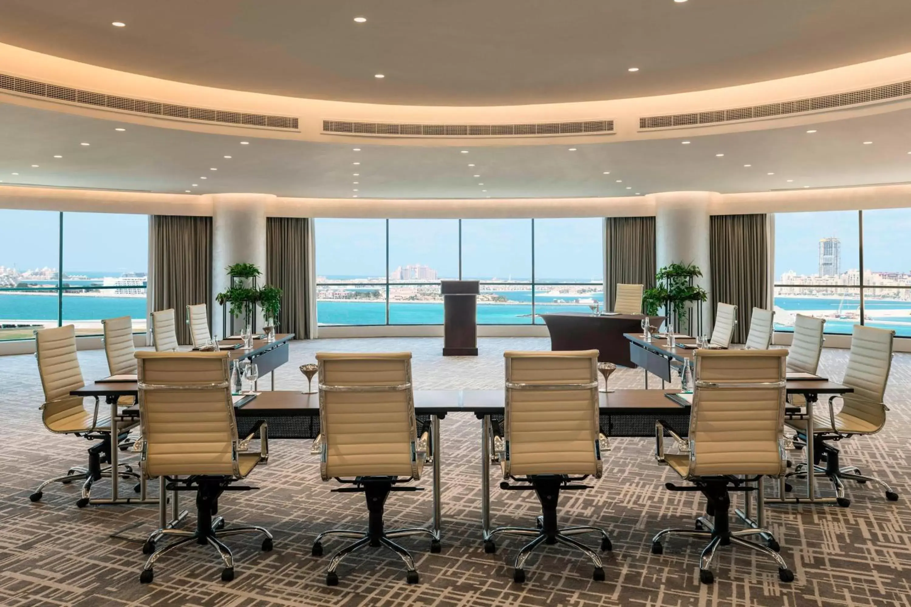 Meeting/conference room in Le Royal Meridien Beach Resort & Spa Dubai