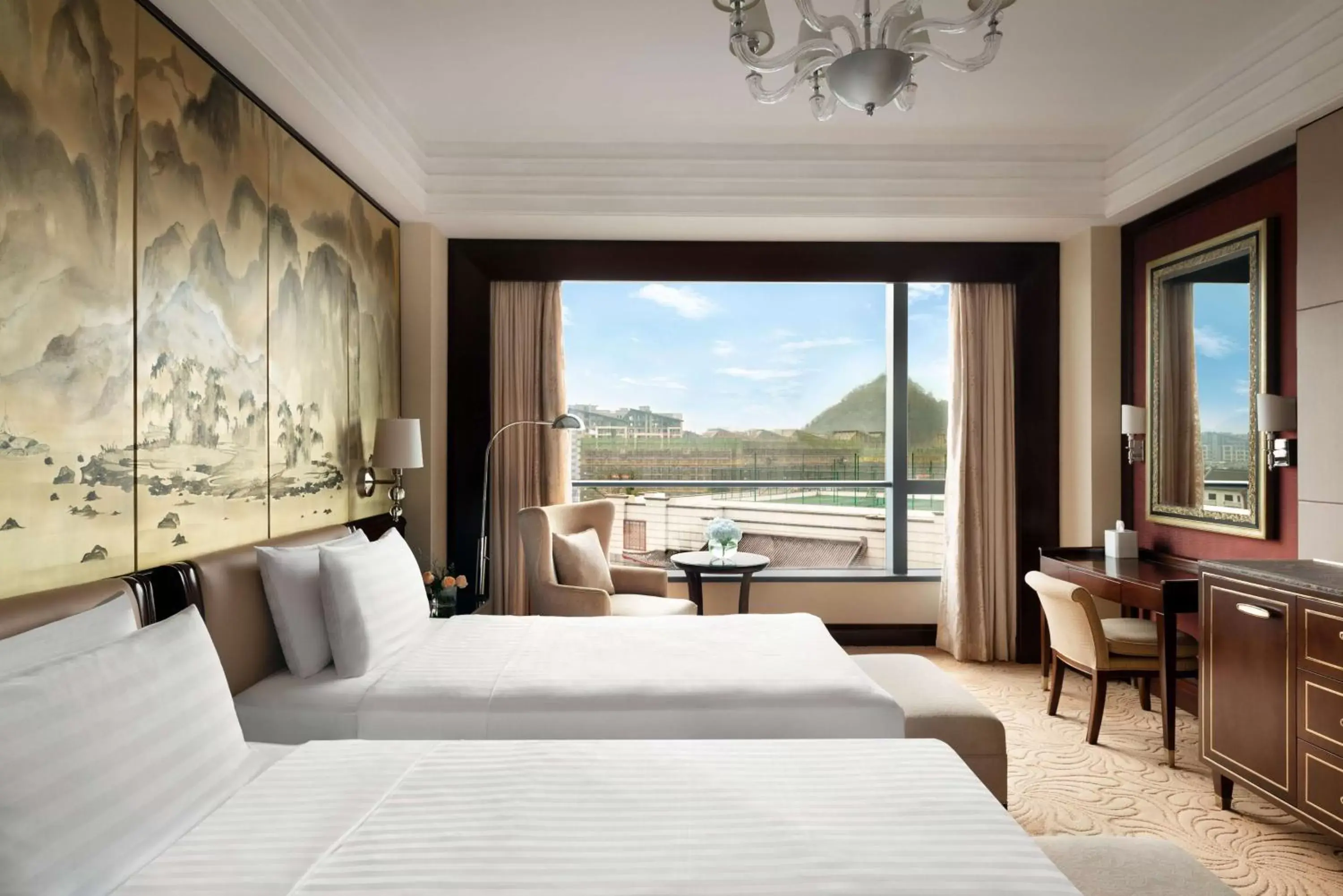 Photo of the whole room in Shangri-La Guilin