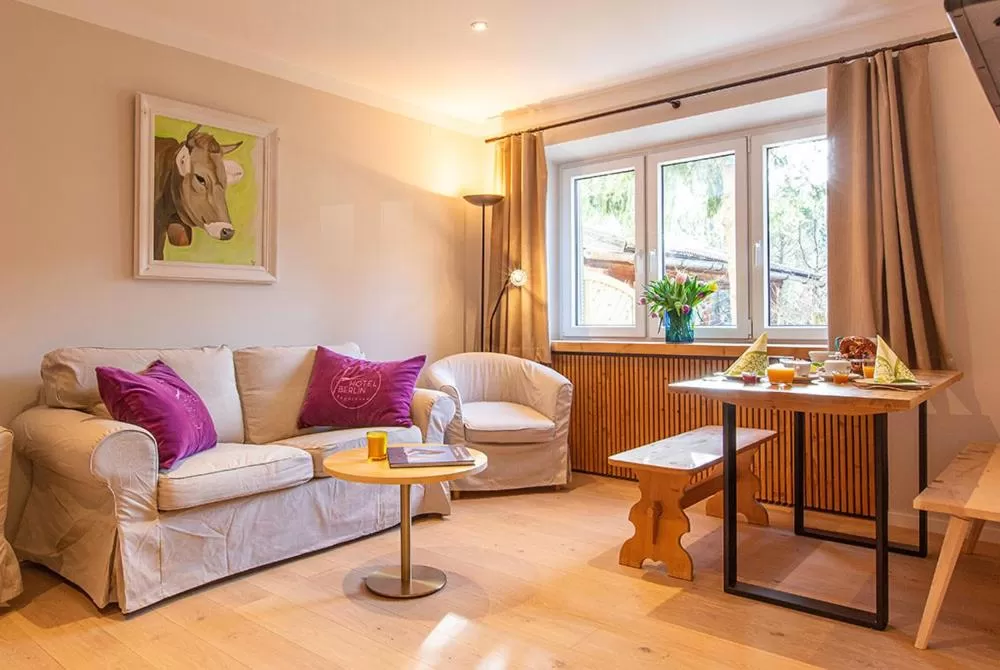 Living room in Hotel Berlin Tegernsee