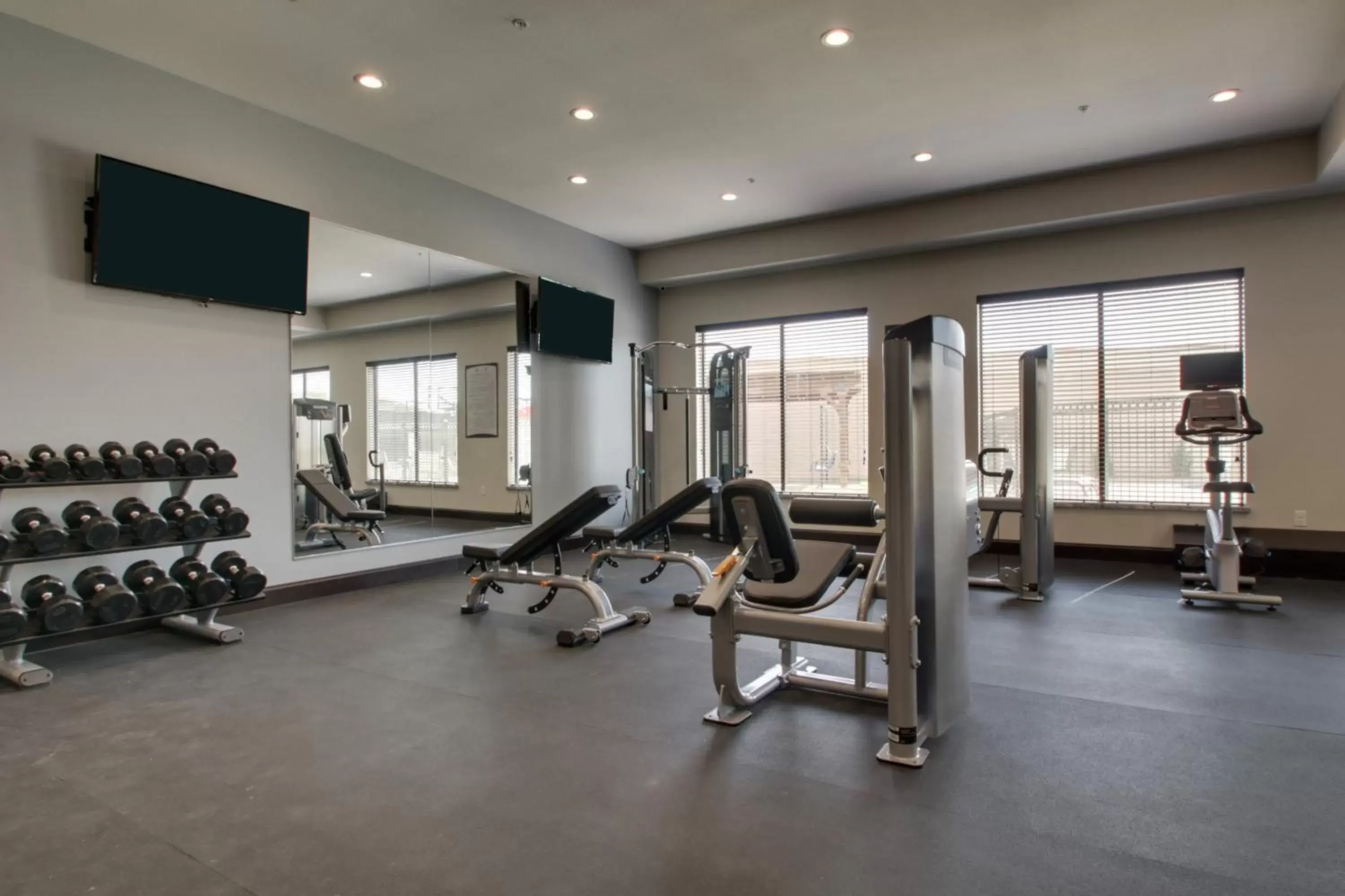 Spa and wellness centre/facilities, Fitness Center/Facilities in Staybridge Suites Plano - The Colony, an IHG Hotel