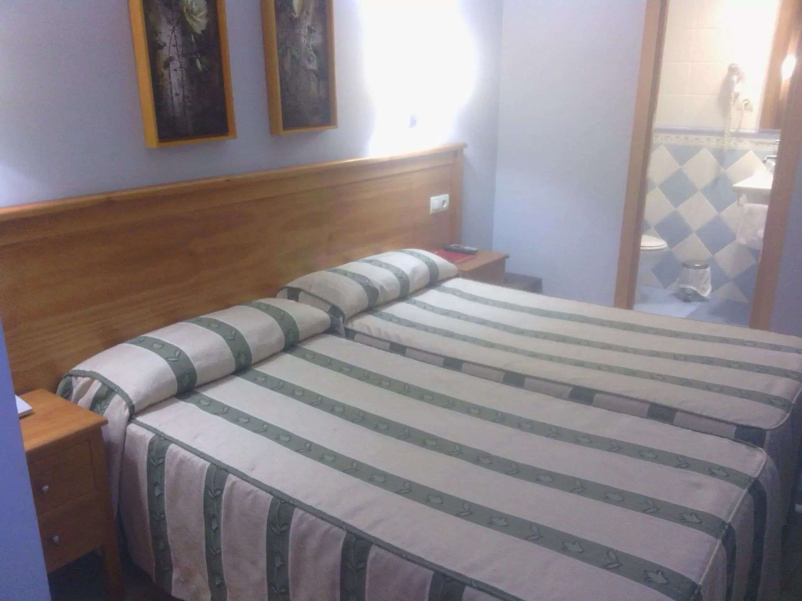 Bed in Hotel Goya