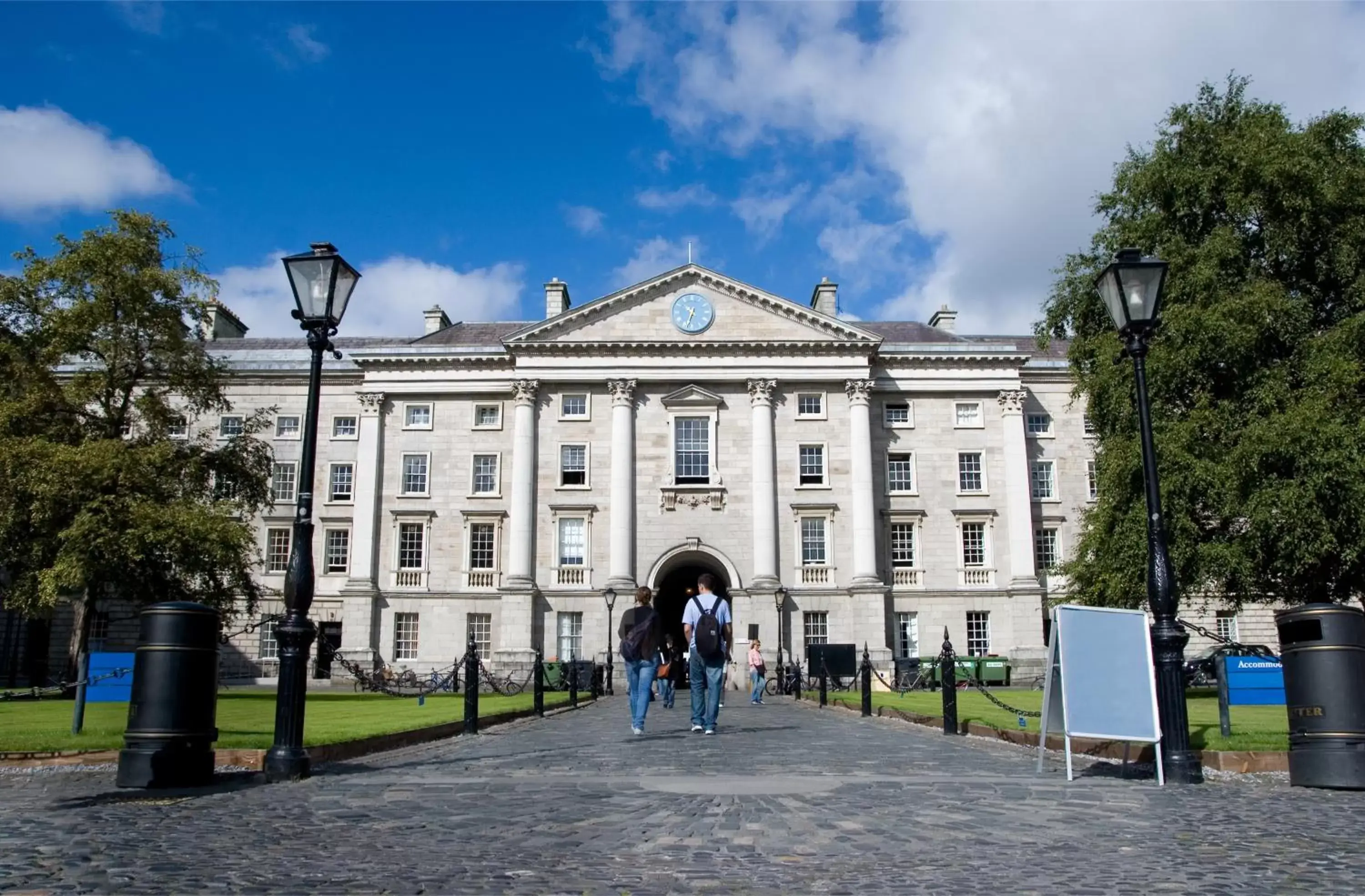 Property building in Marlin Hotel Stephens Green