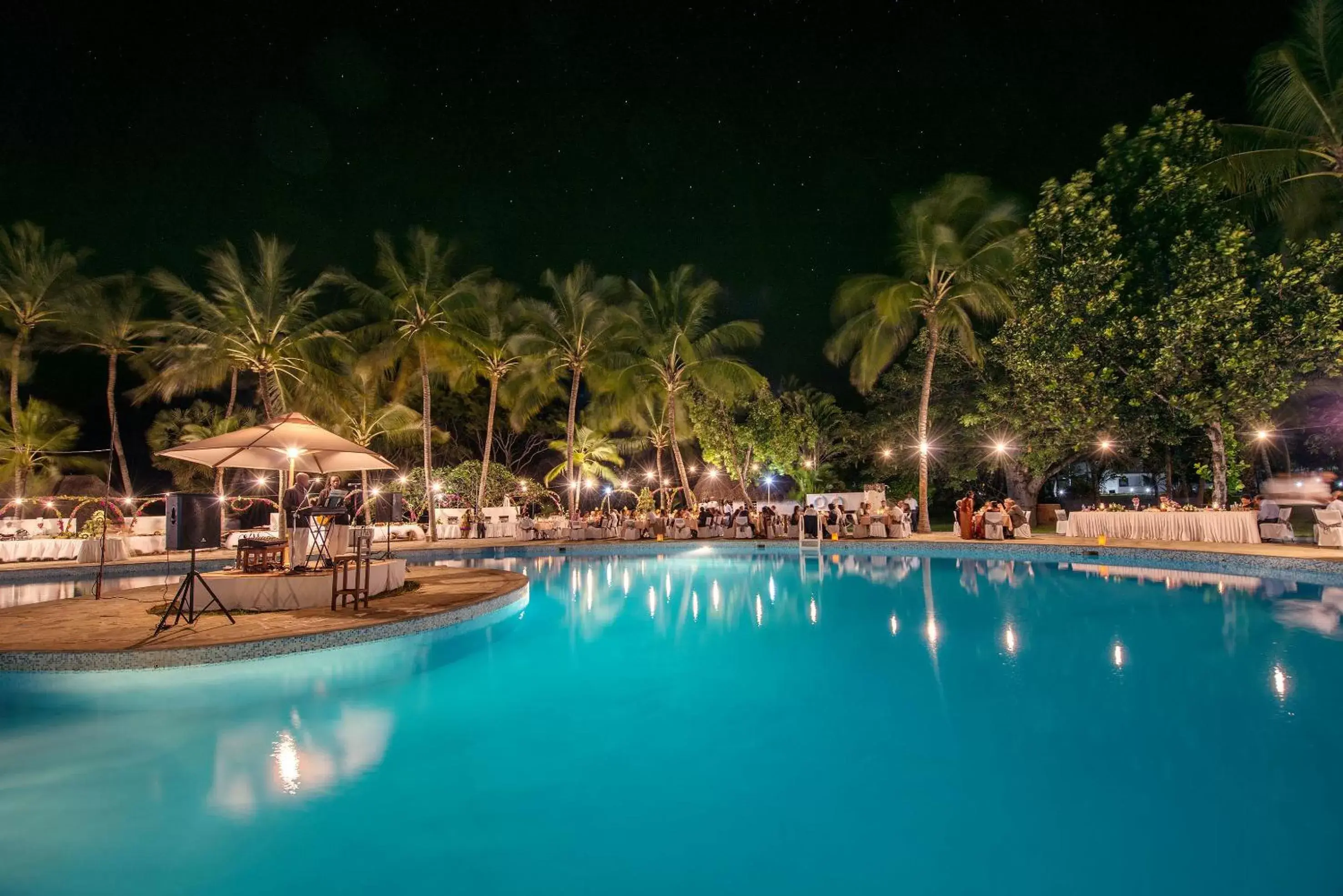 Swimming Pool in Sandies Tropical Village