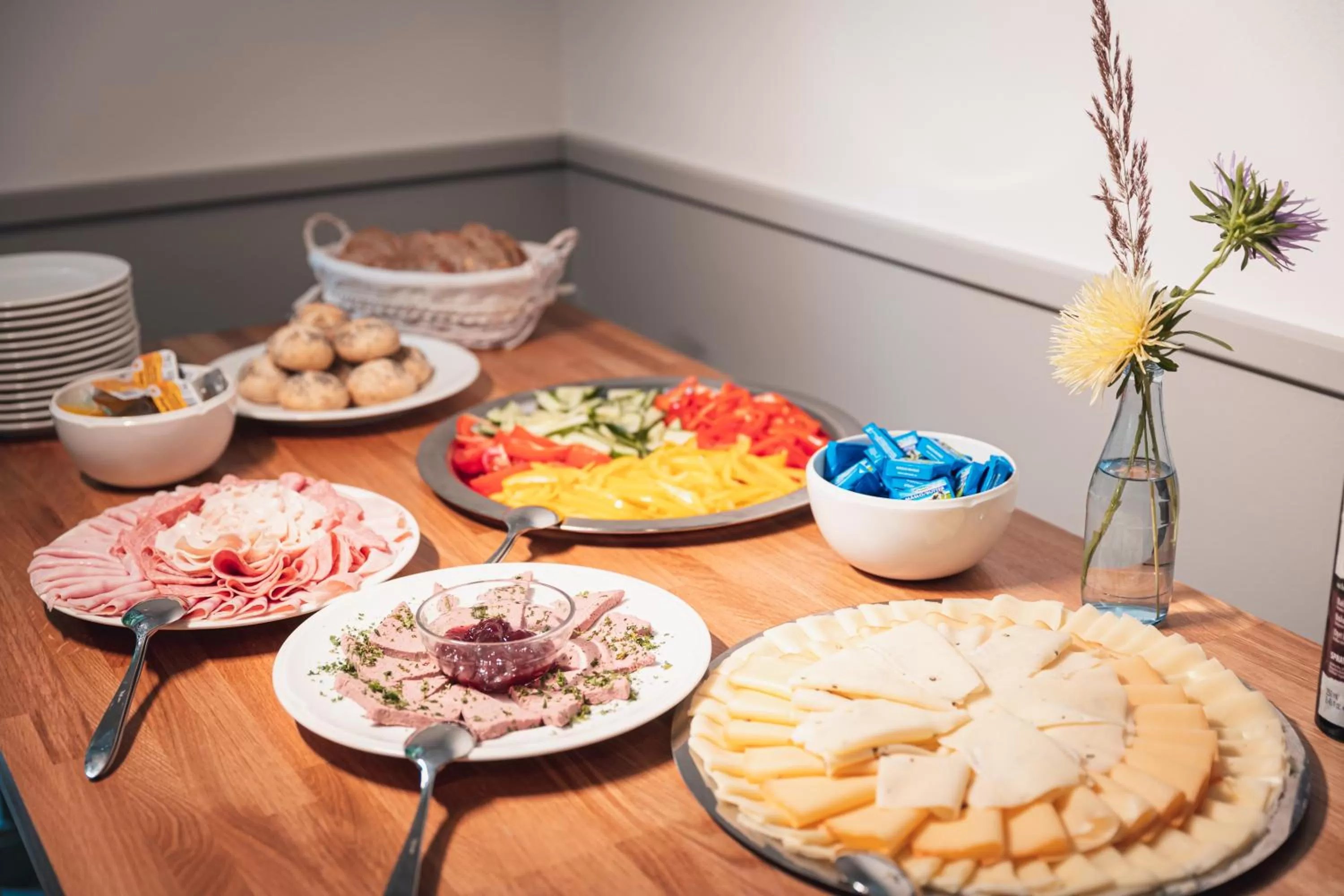 Buffet breakfast in Hotel Orlík