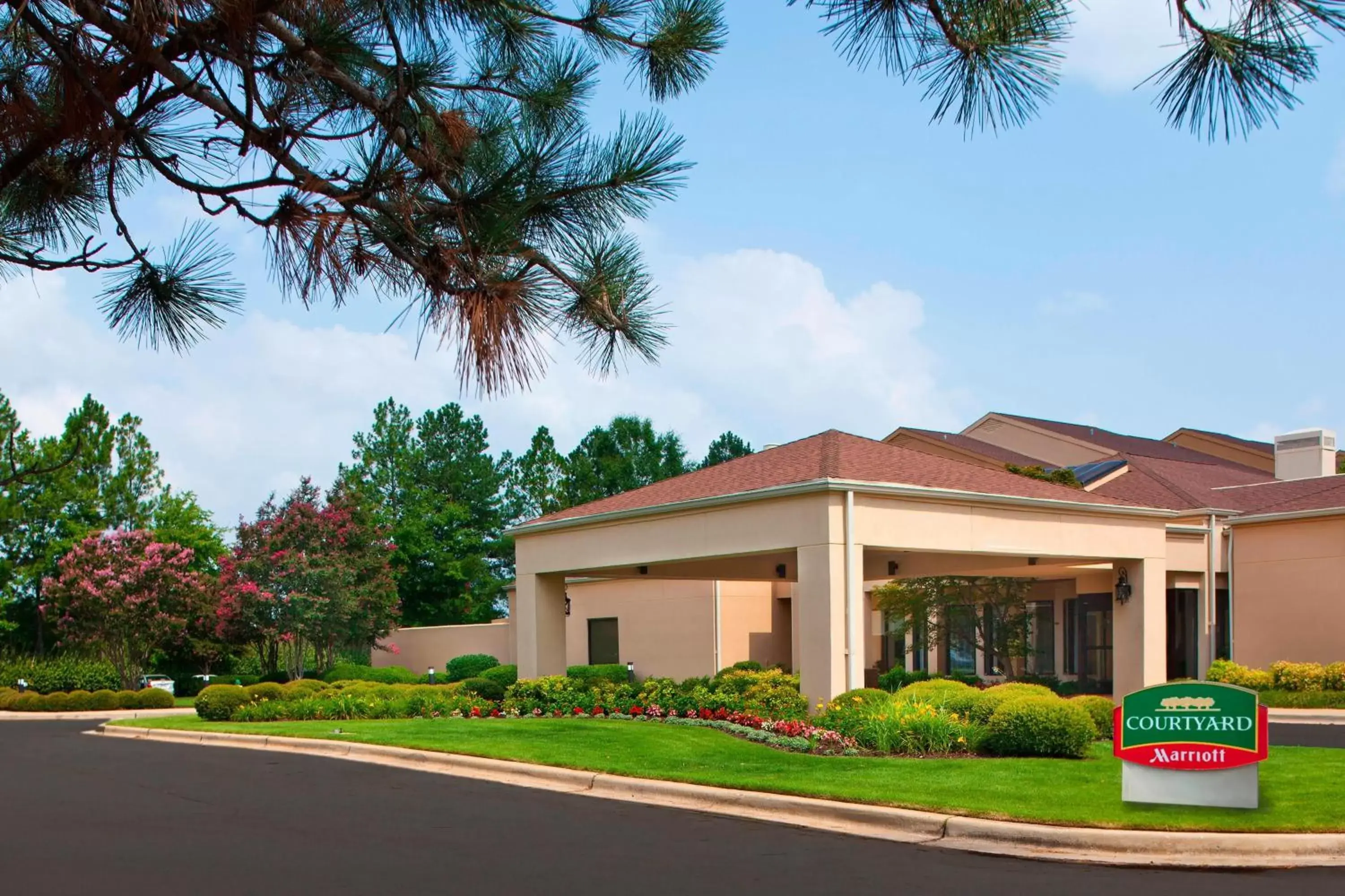 Property Building in Courtyard by Marriott Huntsville University Drive