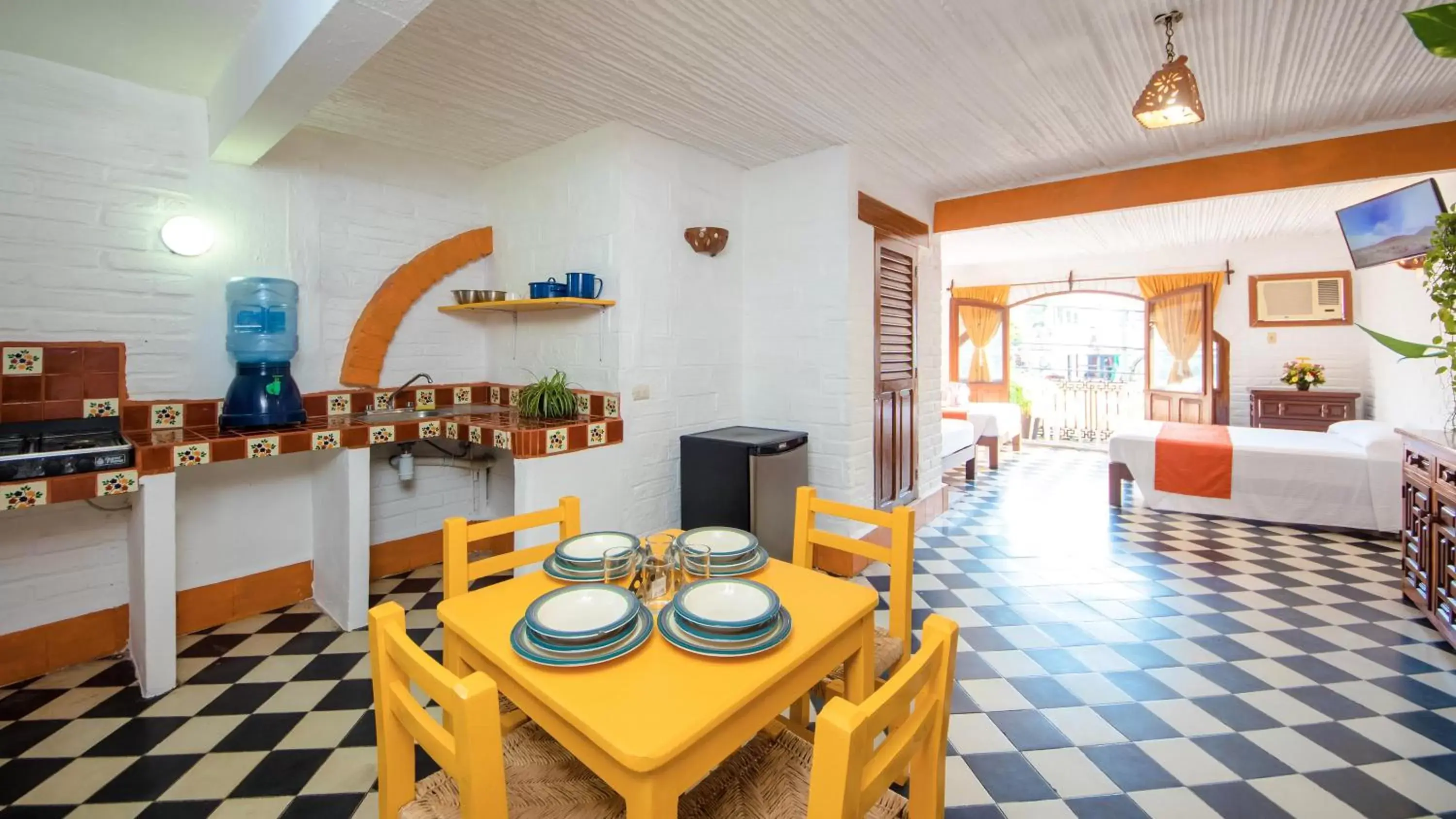 Kitchen or kitchenette, Restaurant/Places to Eat in Hotel Hacienda de Vallarta Centro