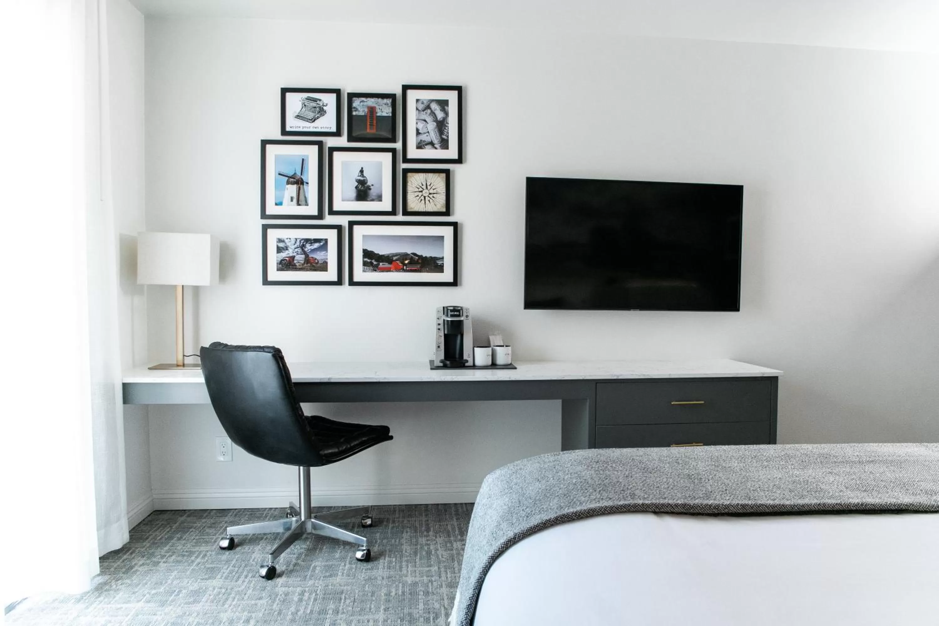 Bed in Vinland Hotel and Lounge