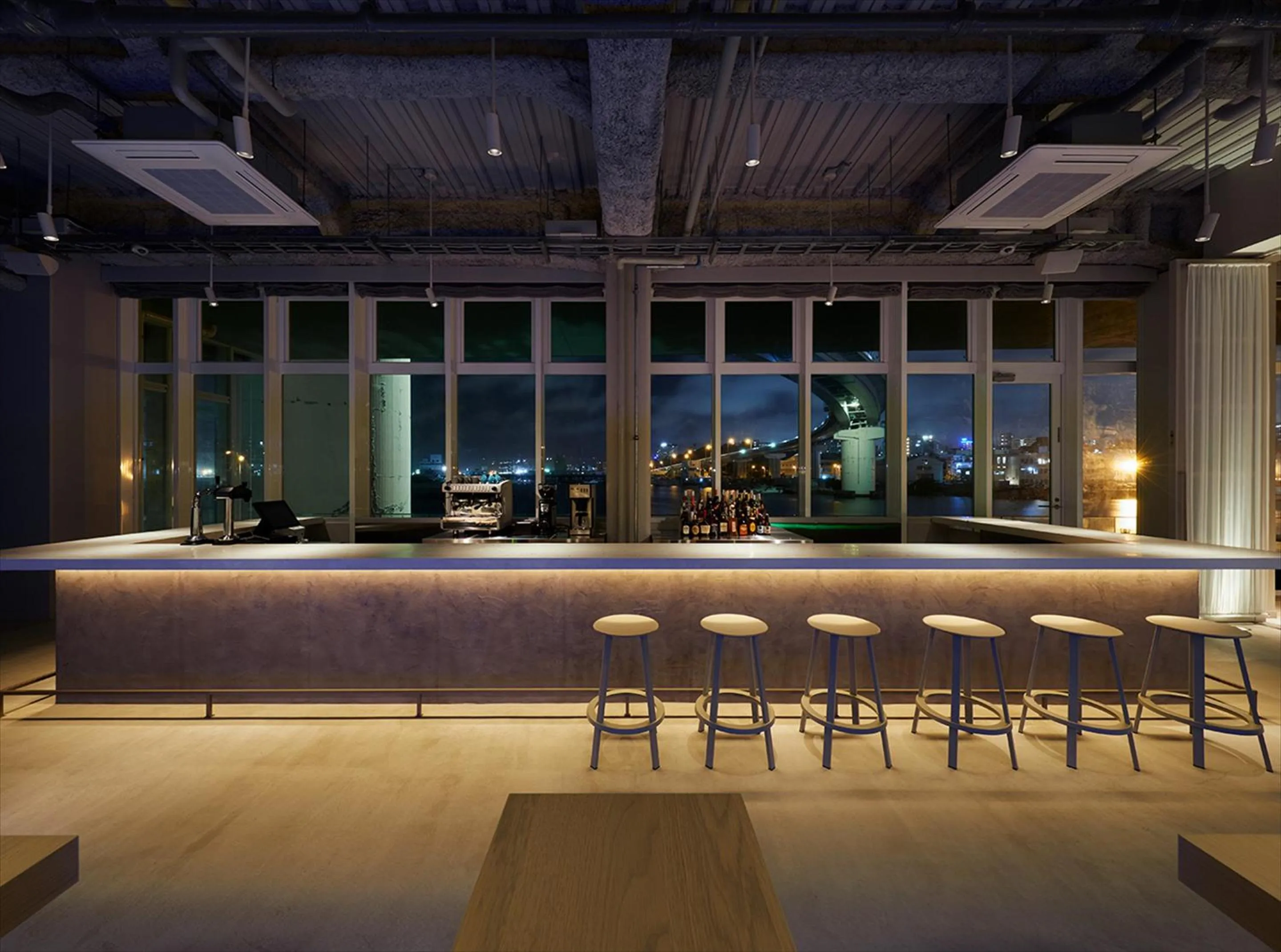 Lounge or bar in HOTEL ANTEROOM NAHA