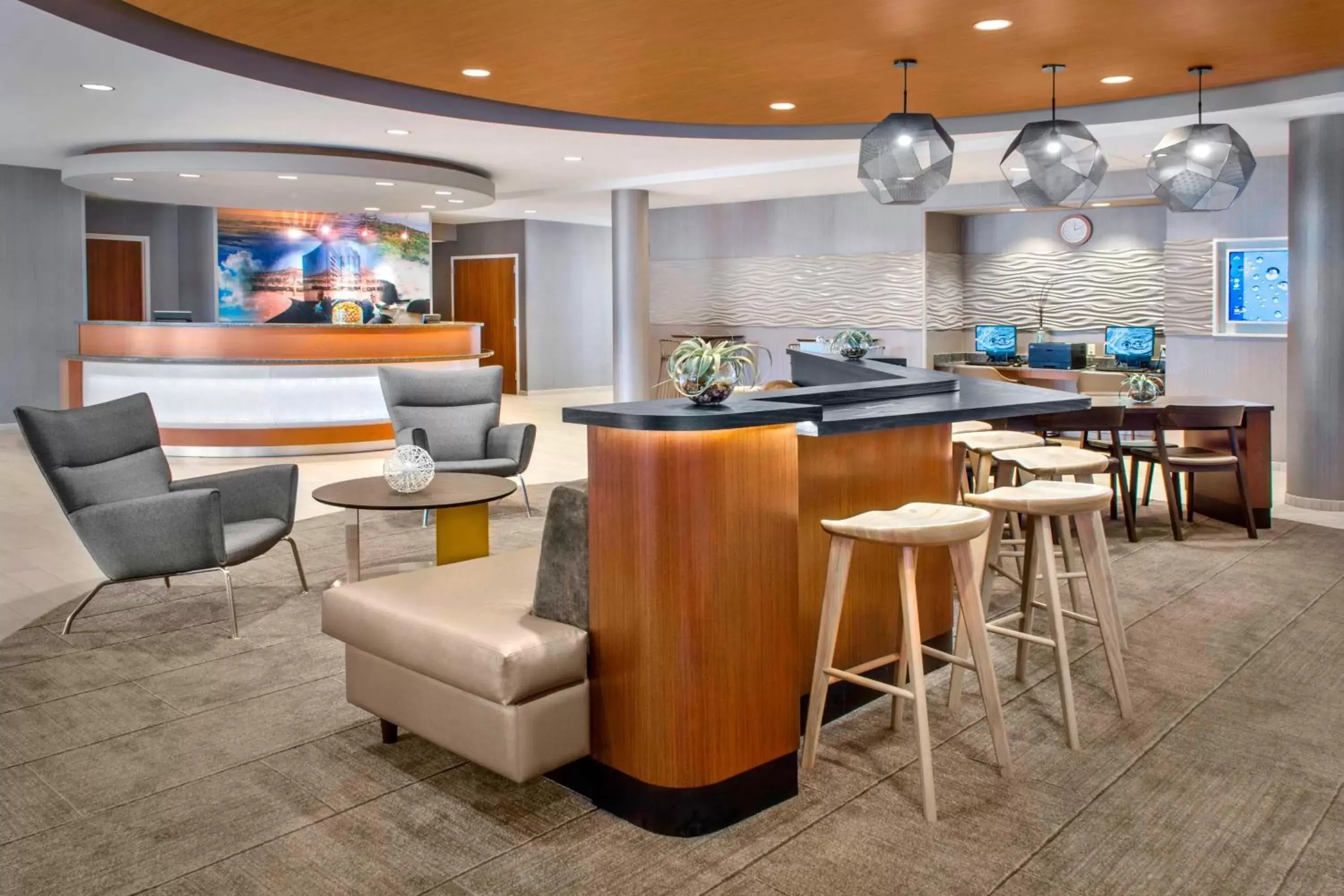 Lobby or reception, Lounge/Bar in SpringHill Suites Long Island Brookhaven