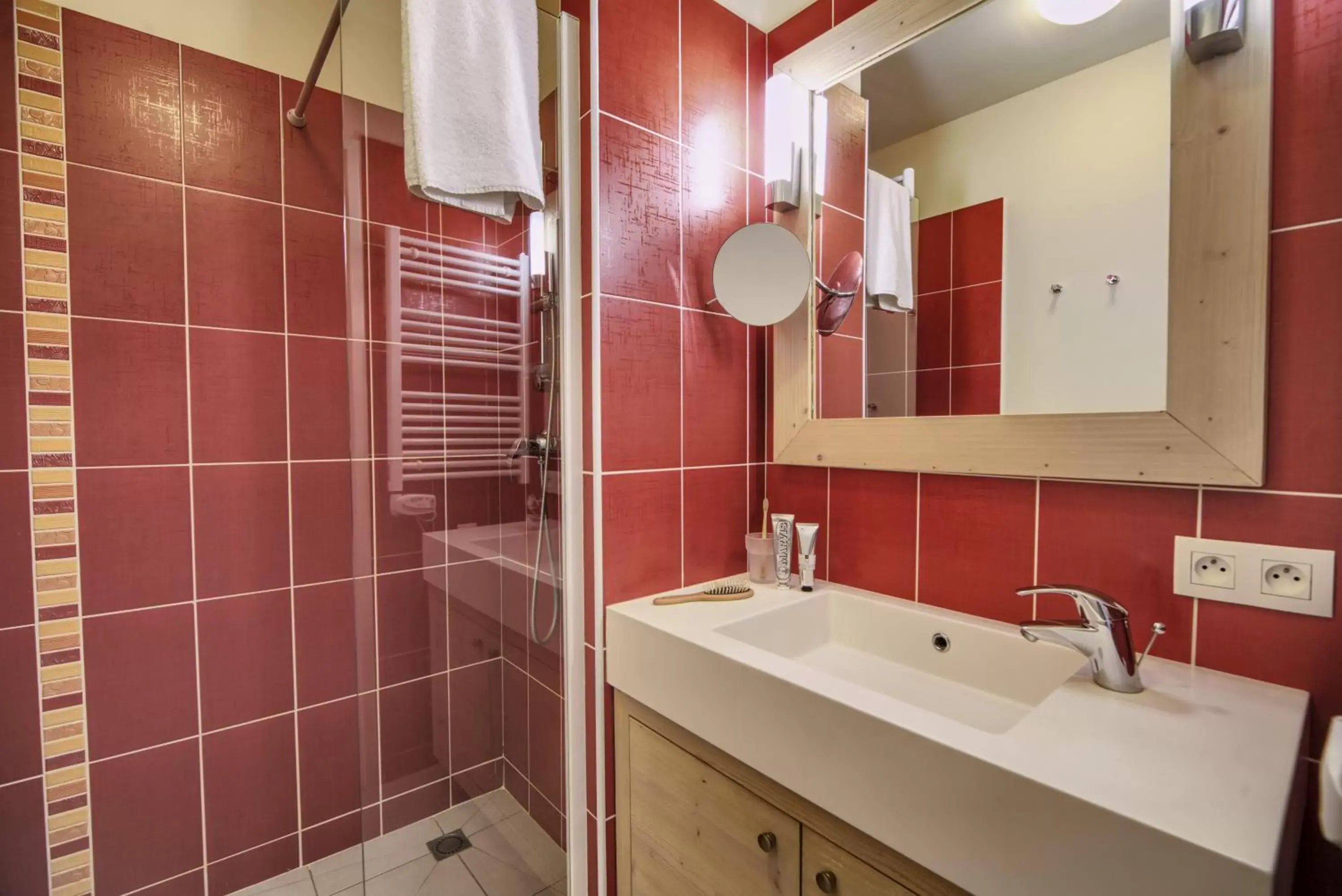 Shower, Bathroom in Résidence Pierre & Vacances Premium Julia Augusta