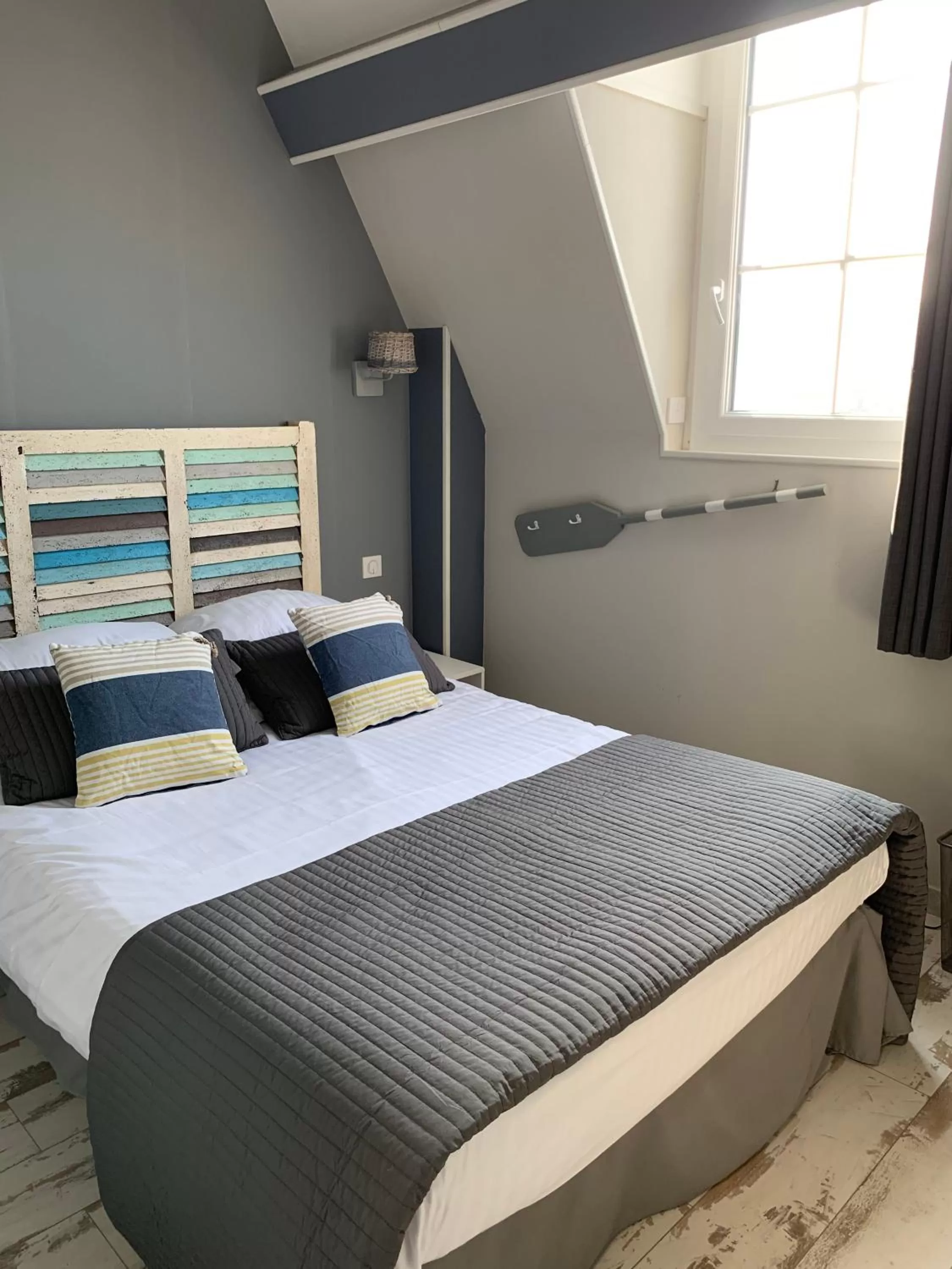 Bedroom, Bed in Les Fregates