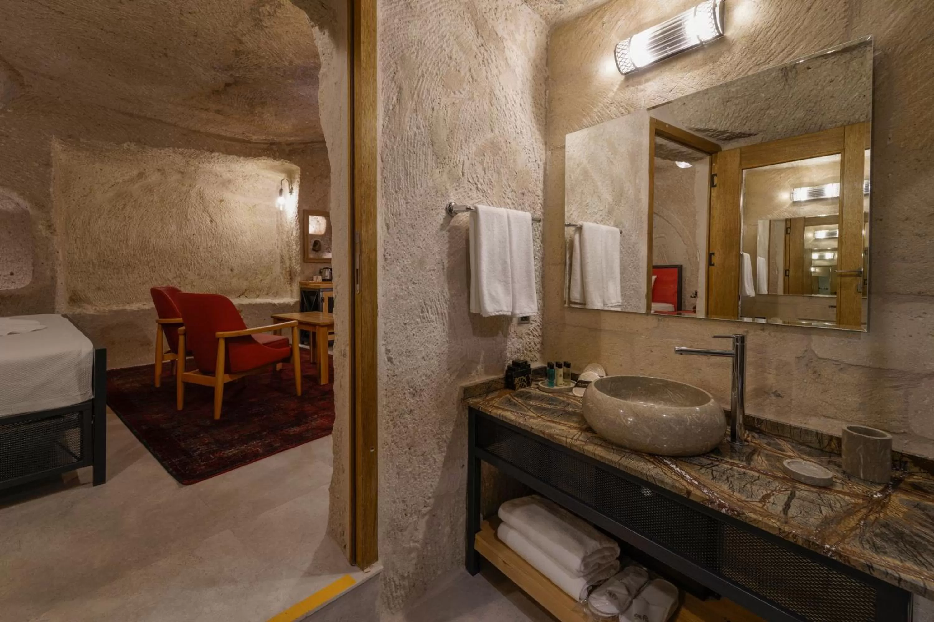 Bathroom in The Niche Cave Hotel