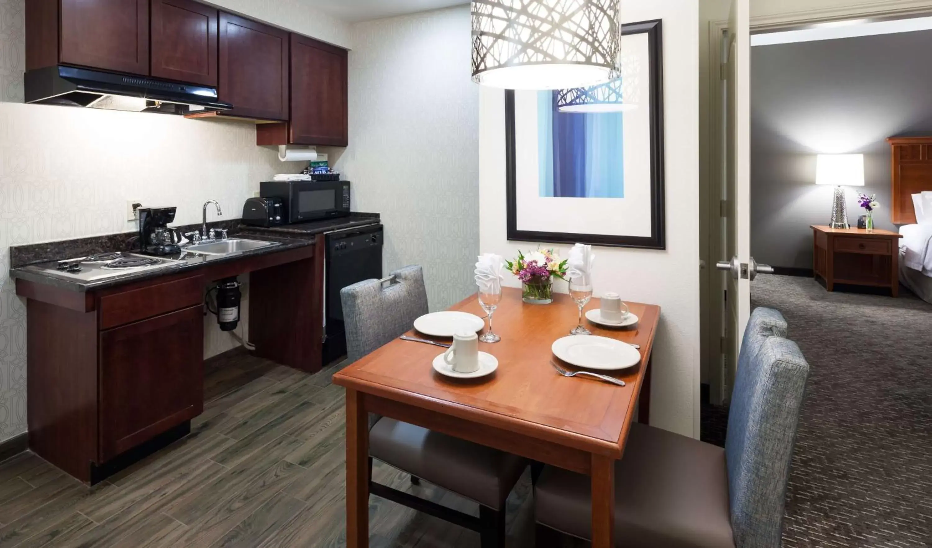 Kitchen or kitchenette, Kitchen/Kitchenette in Homewood Suites by Hilton Agoura Hills