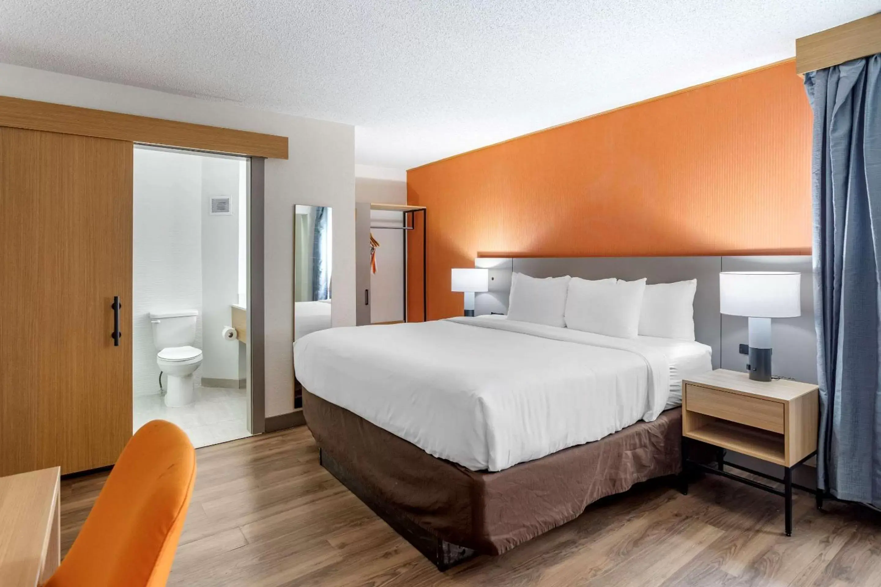 Bedroom, Bed in Comfort Inn & Suites Nashville Downtown - Stadium