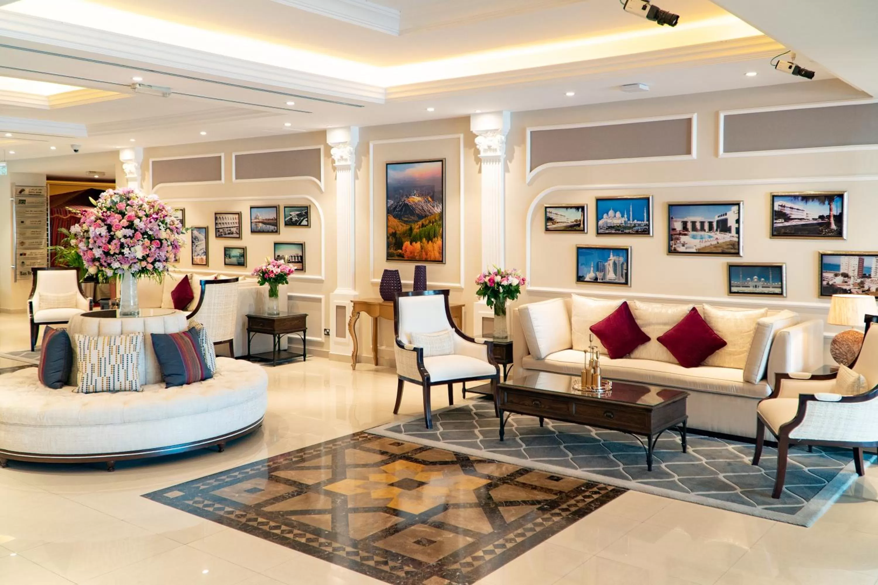 Lobby or reception in Al Ain Palace Hotel Abu Dhabi