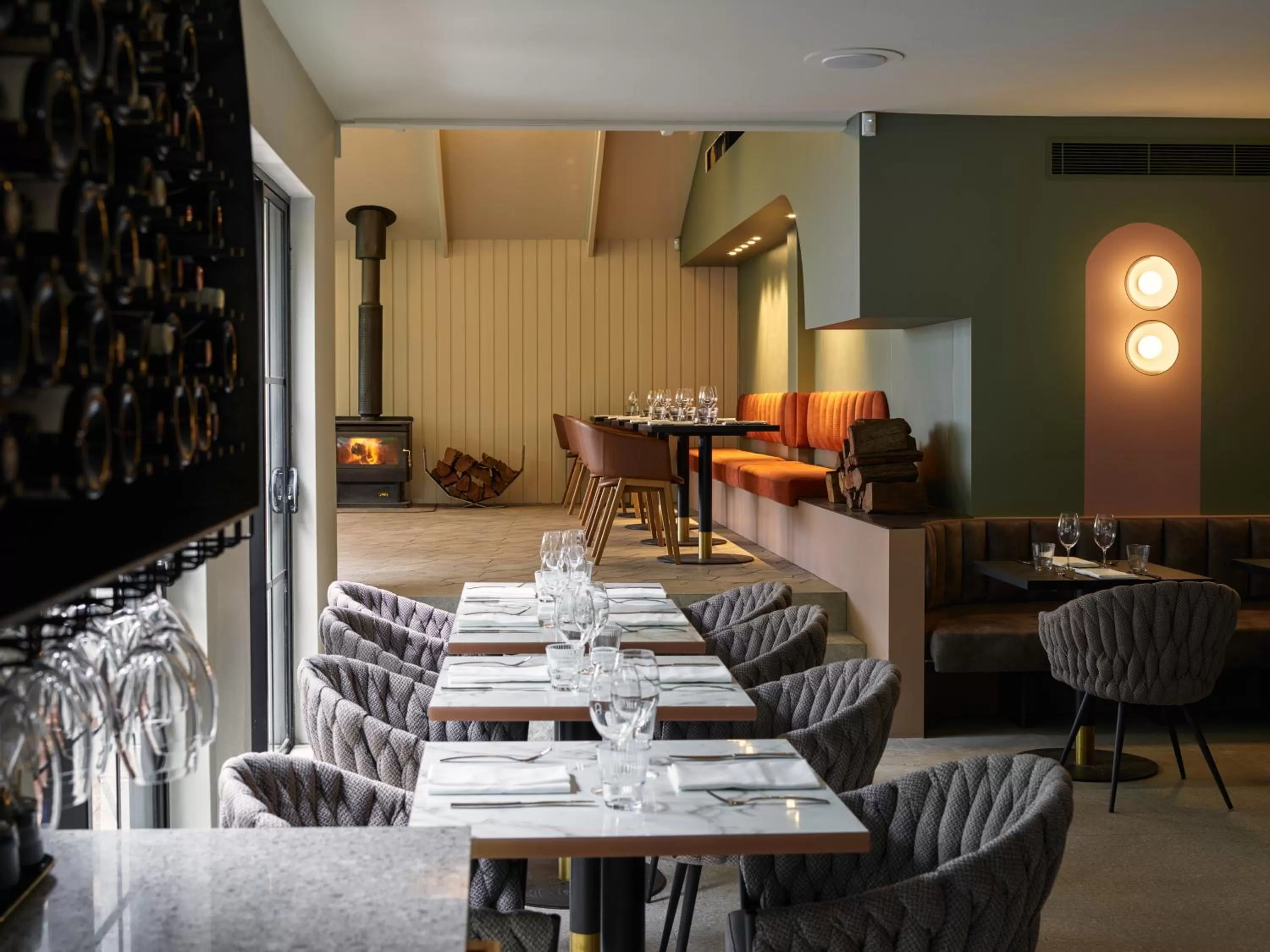 Restaurant/places to eat in Kyah