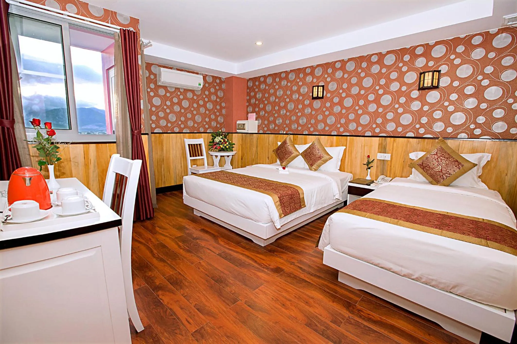Photo of the whole room, Bed in Golden Rain 2 Hotel Nha Trang Beach
