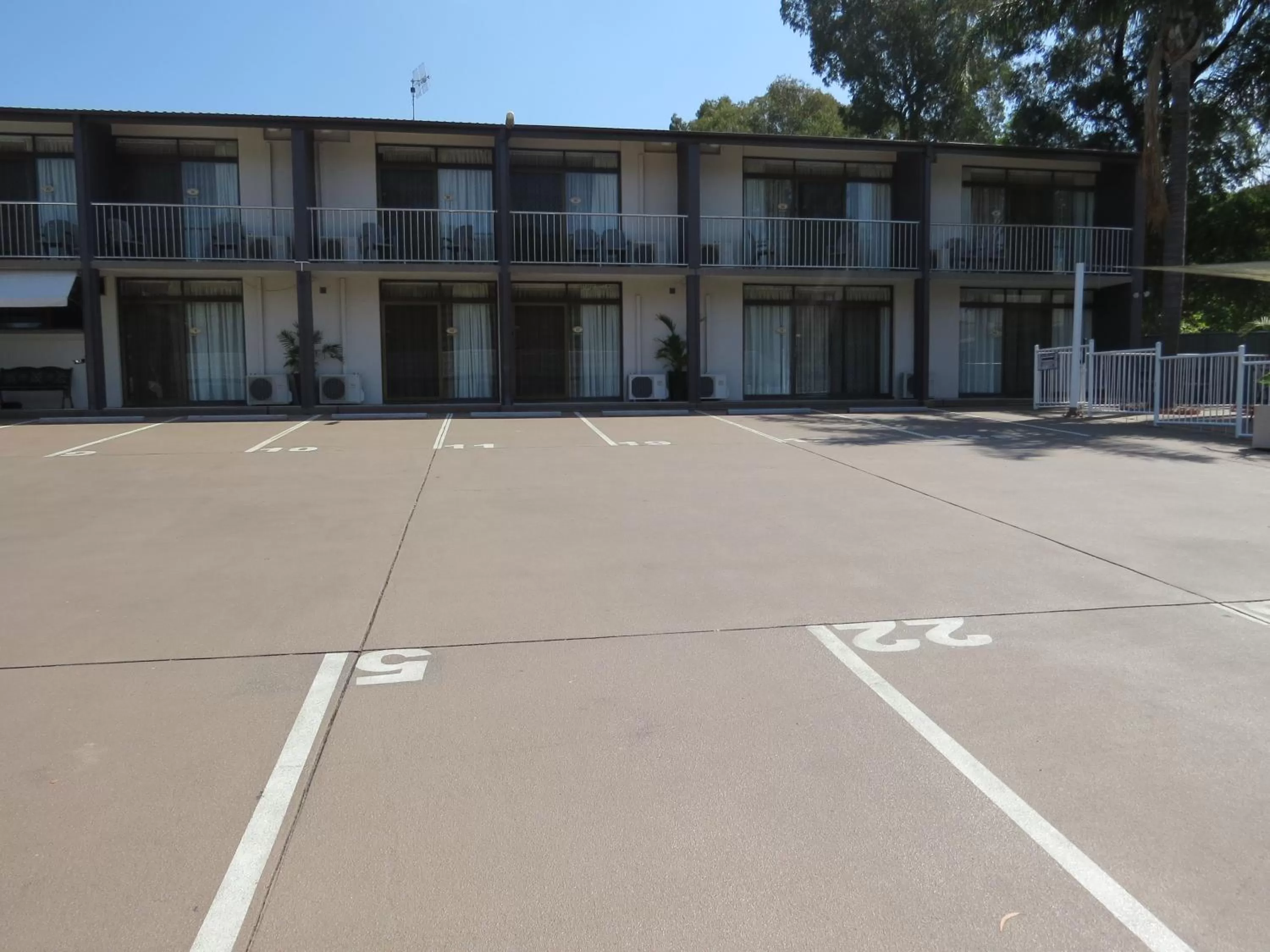 Property building in Parkhaven