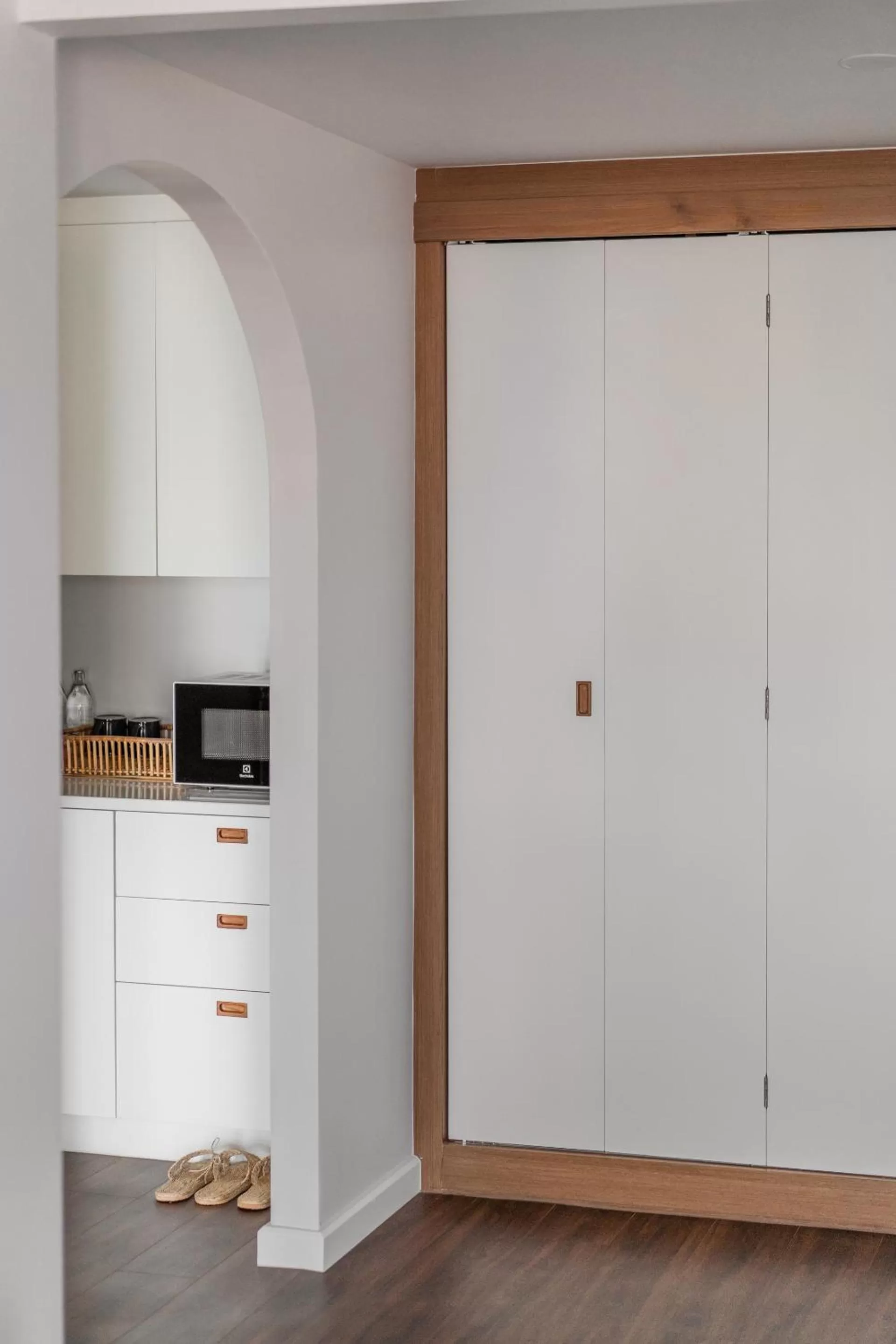 minibar in The Earth Hotel