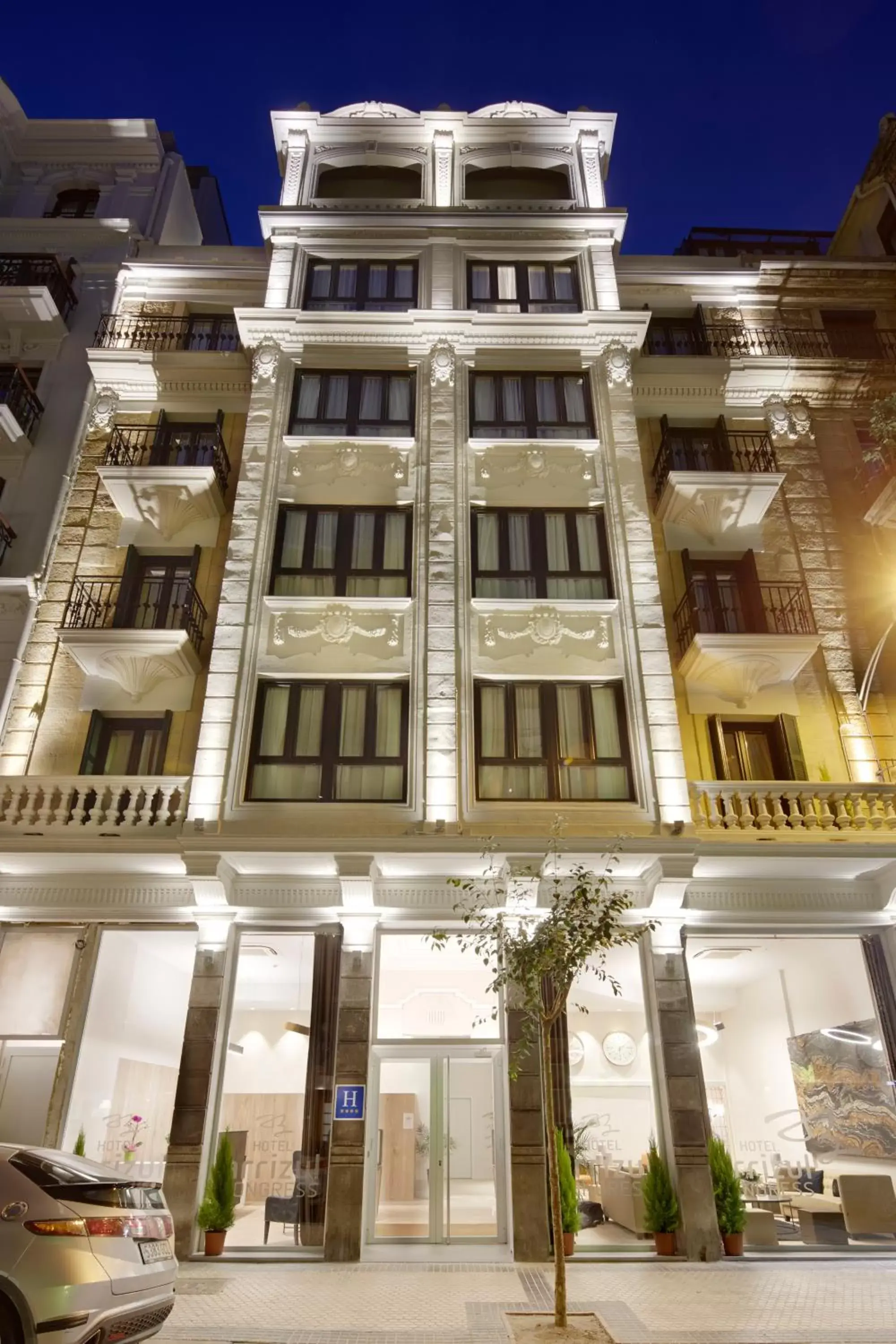 Facade/entrance, Property Building in Hotel Arrizul Congress