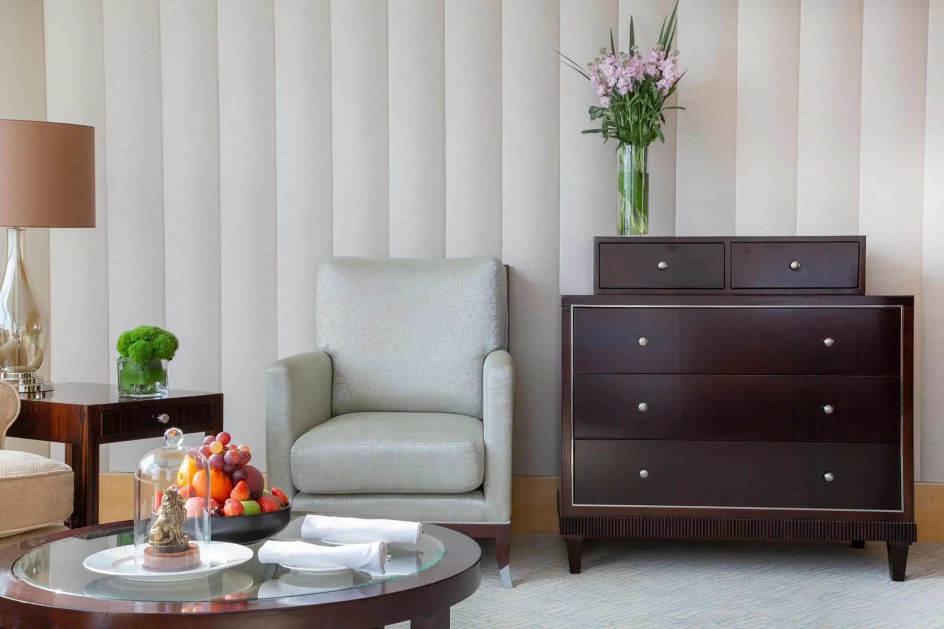 Seating area, TV/Entertainment Center in The Ritz-Carlton Beijing, Financial Street