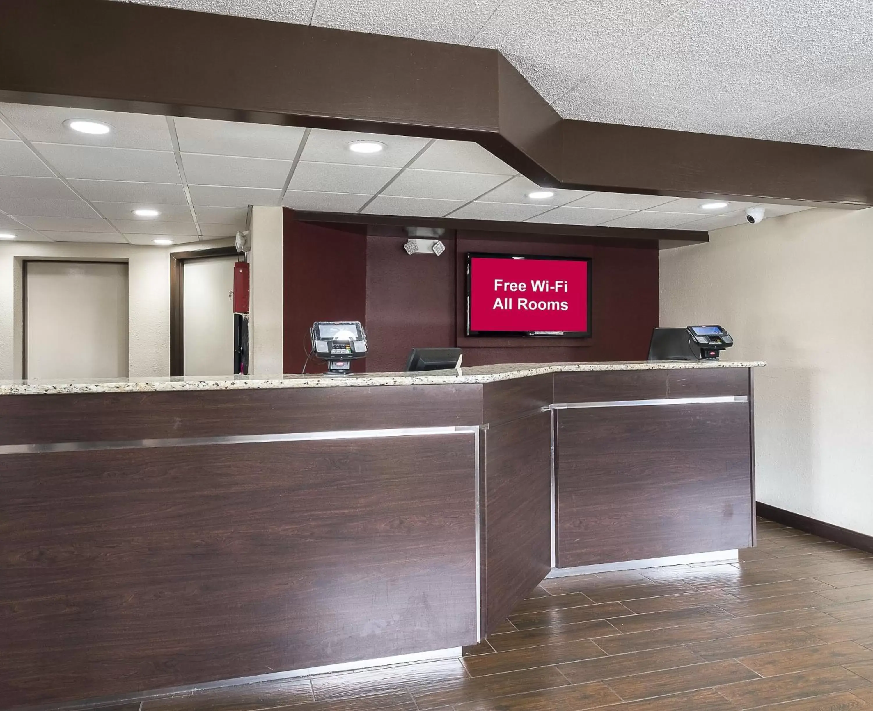 Lobby or reception, Lobby/Reception in Red Roof Inn Chicago-OHare Airport Arlington Hts