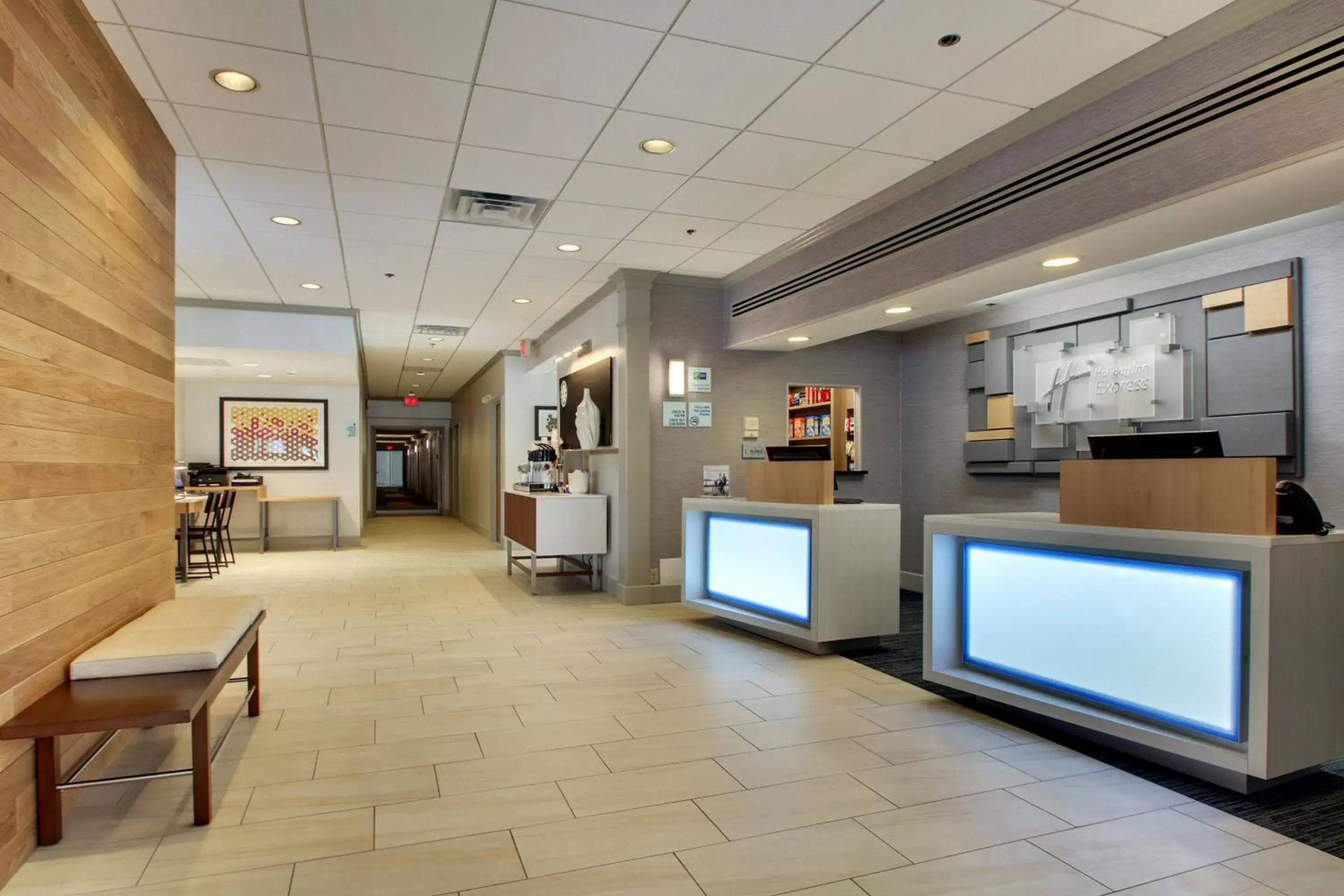 Property building in Holiday Inn Express Poughkeepsie by IHG Property building in Holiday Inn Express Poughkeepsie by IHG