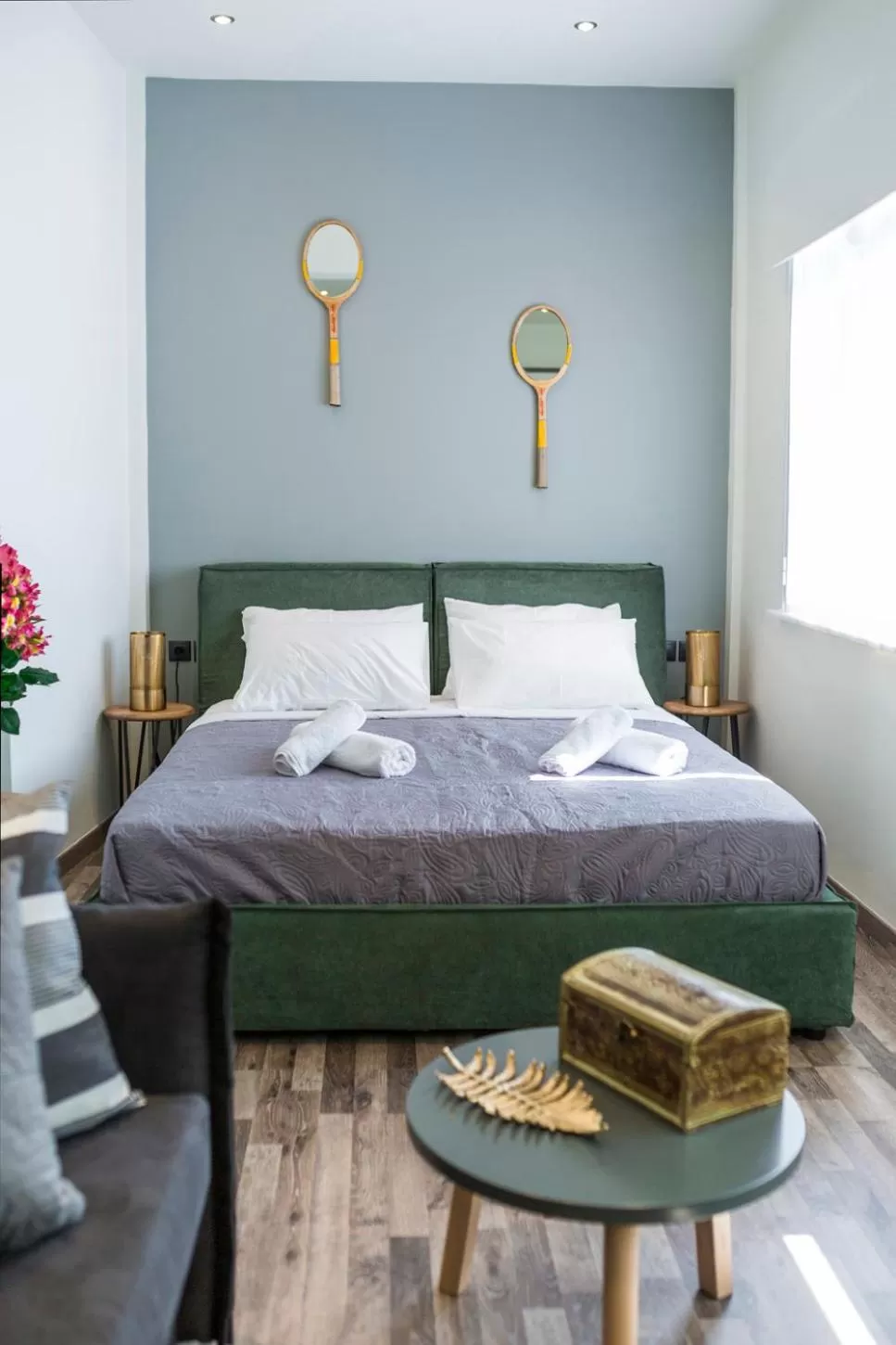 Seating area, Bed in The Athens Version Luxury Suites