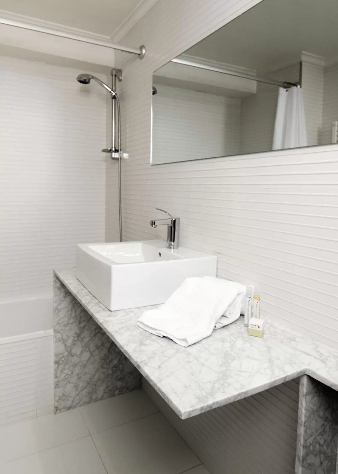 Bathroom in Gran Hotel España