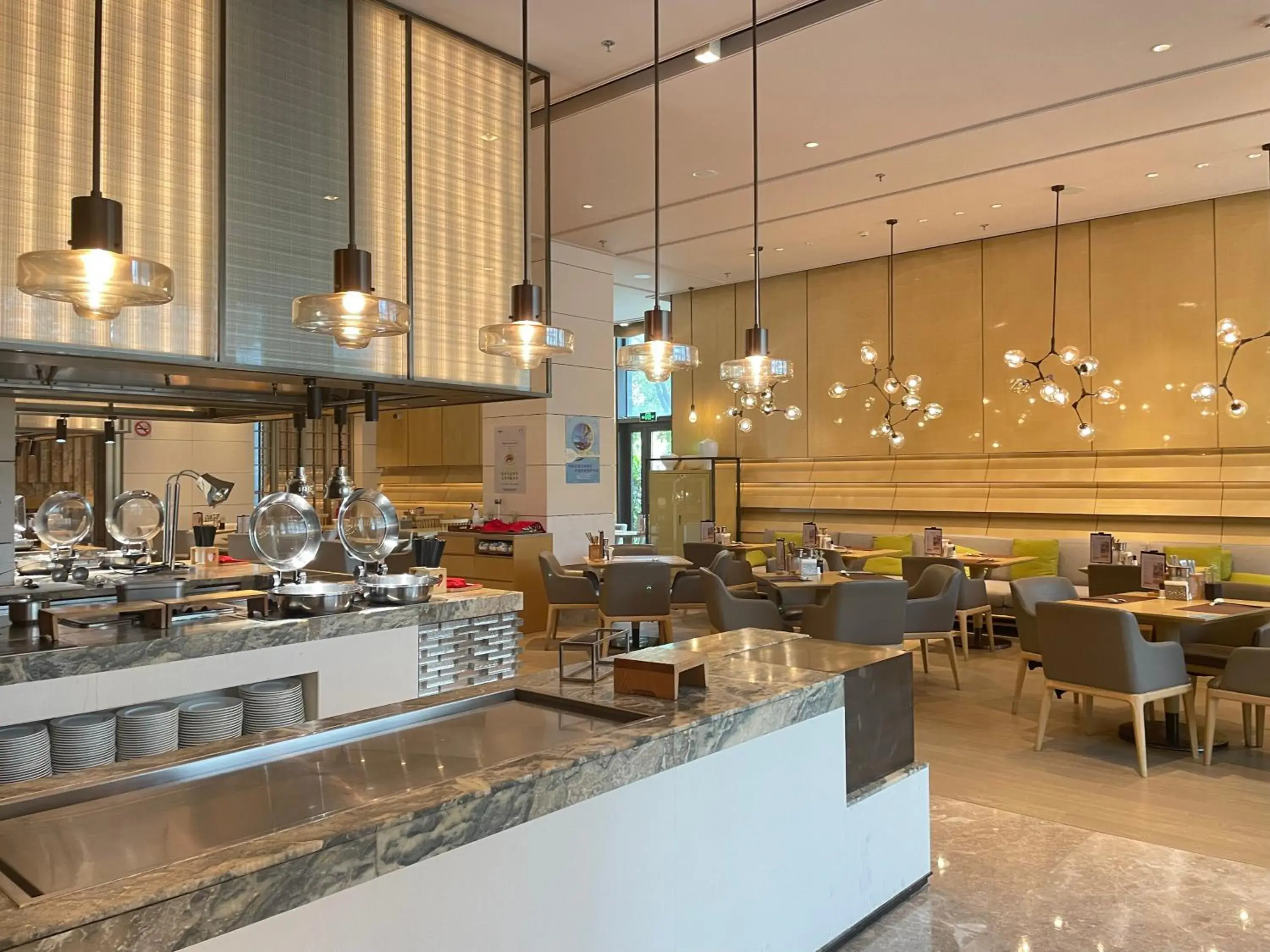 Breakfast, Restaurant/Places to Eat in Courtyard By Marriott Shanghai Hongqiao