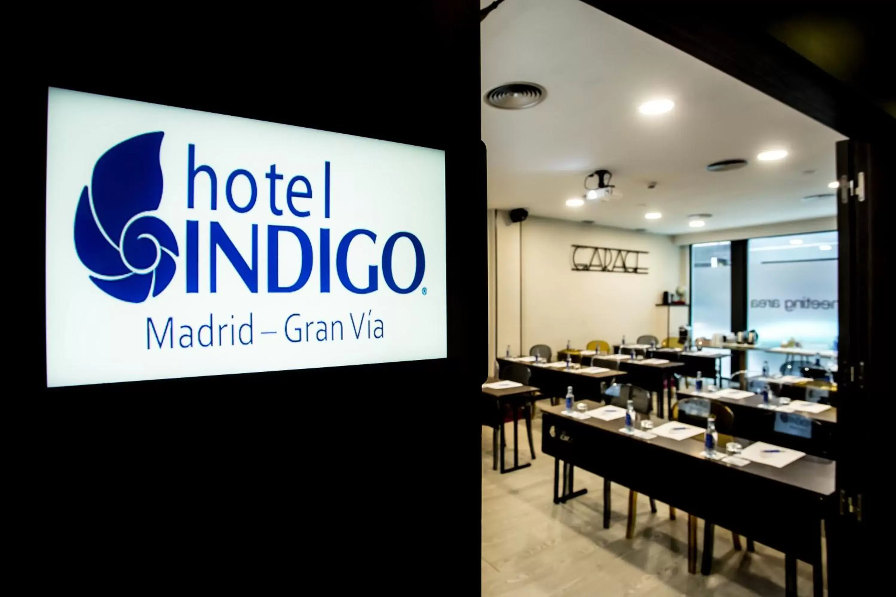 Meeting/conference room in Hotel Indigo Madrid - Gran Via, an IHG Hotel