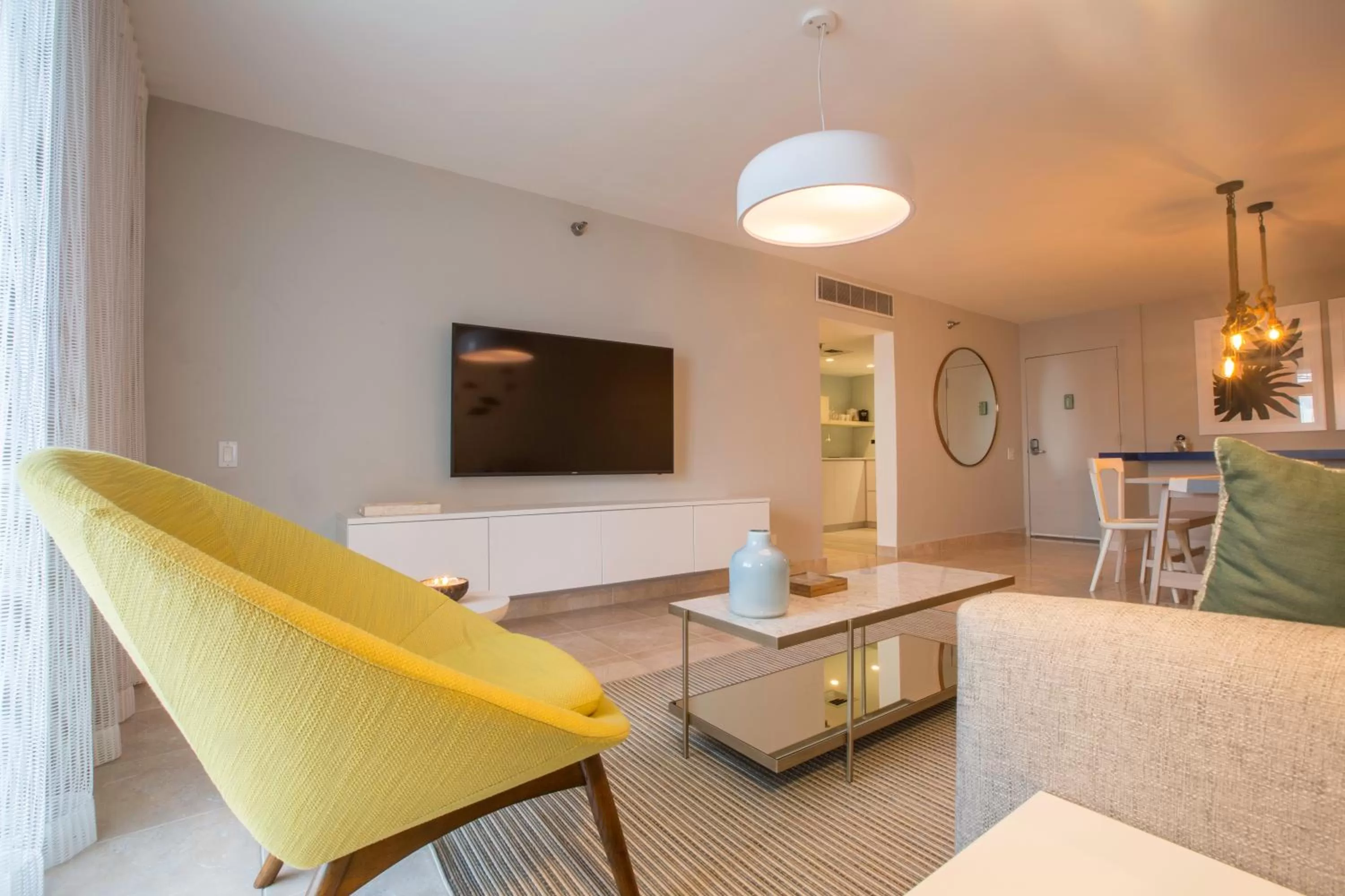 TV and multimedia in OCEAN VIEW DELUXE SUITE: PVT. BEACH & POOL