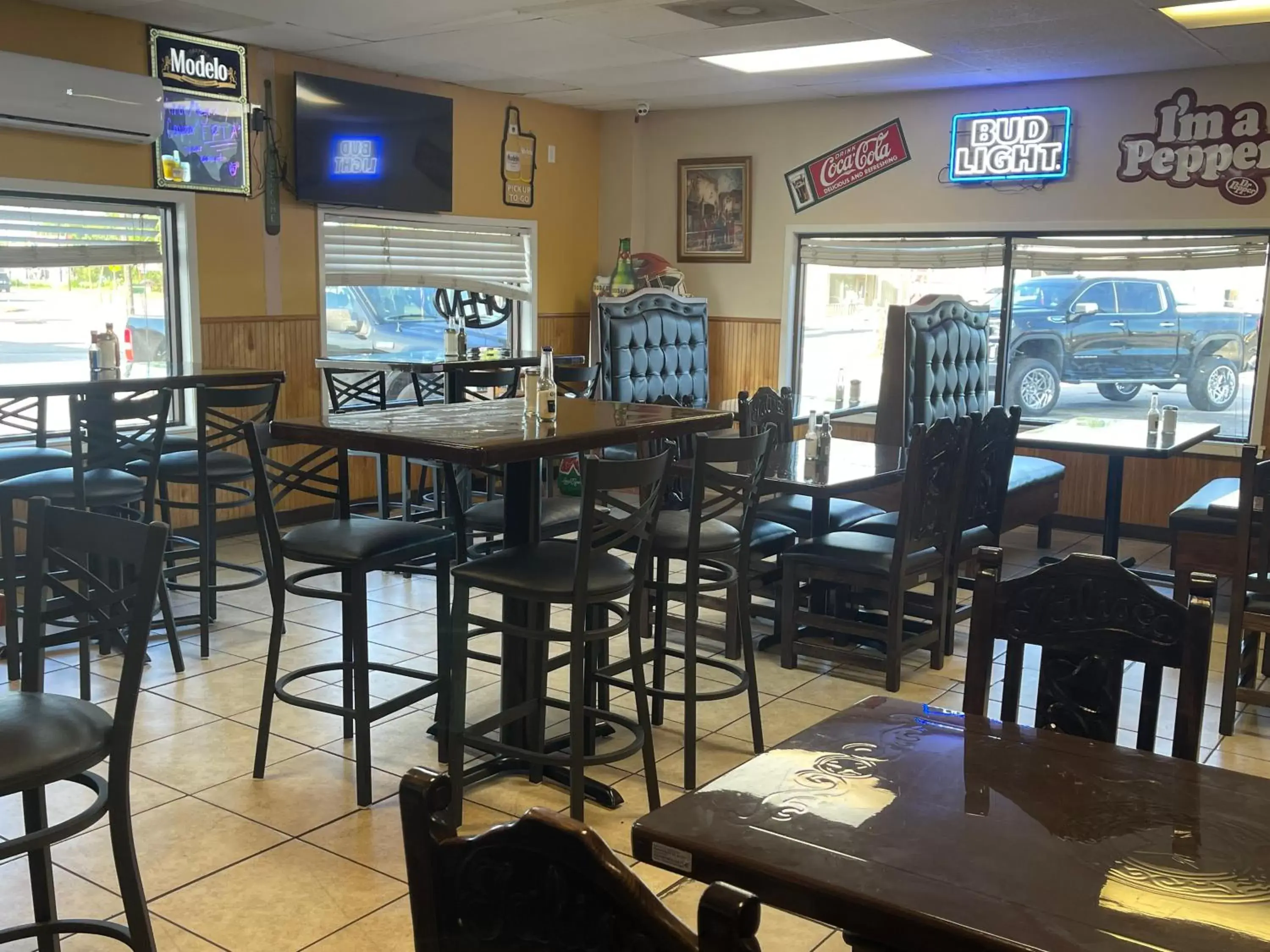 Restaurant/Places to Eat in Lufkin Inn