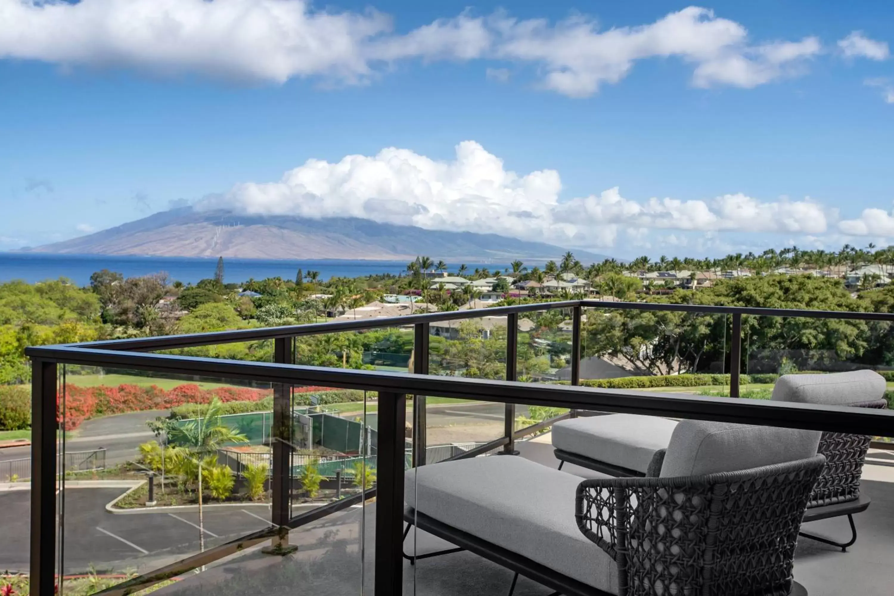 Photo of the whole room in AC Hotel by Marriott Maui Wailea