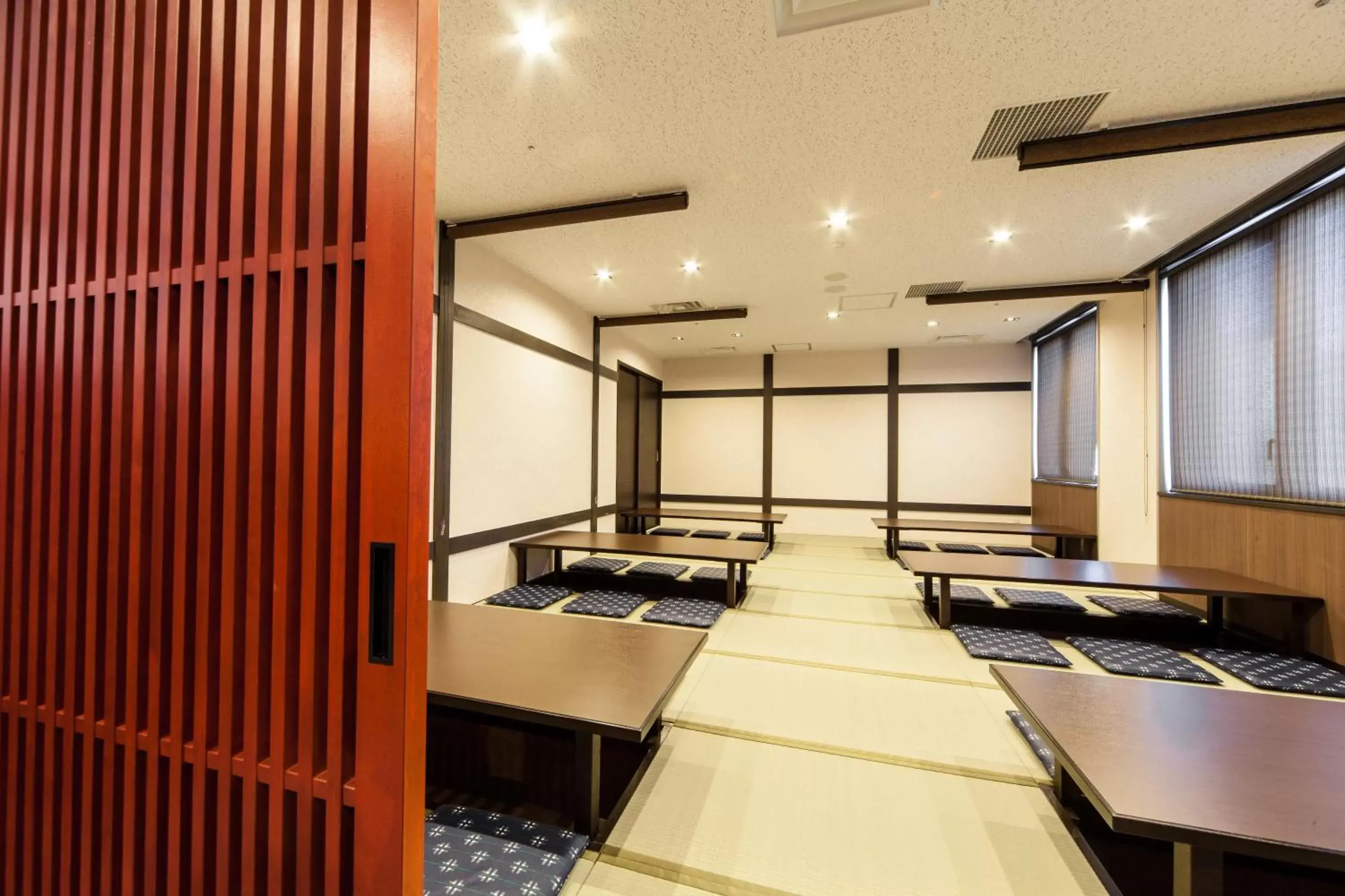 Restaurant/places to eat, Business Area/Conference Room in HOTEL MYSTAYS PREMIER Kanazawa