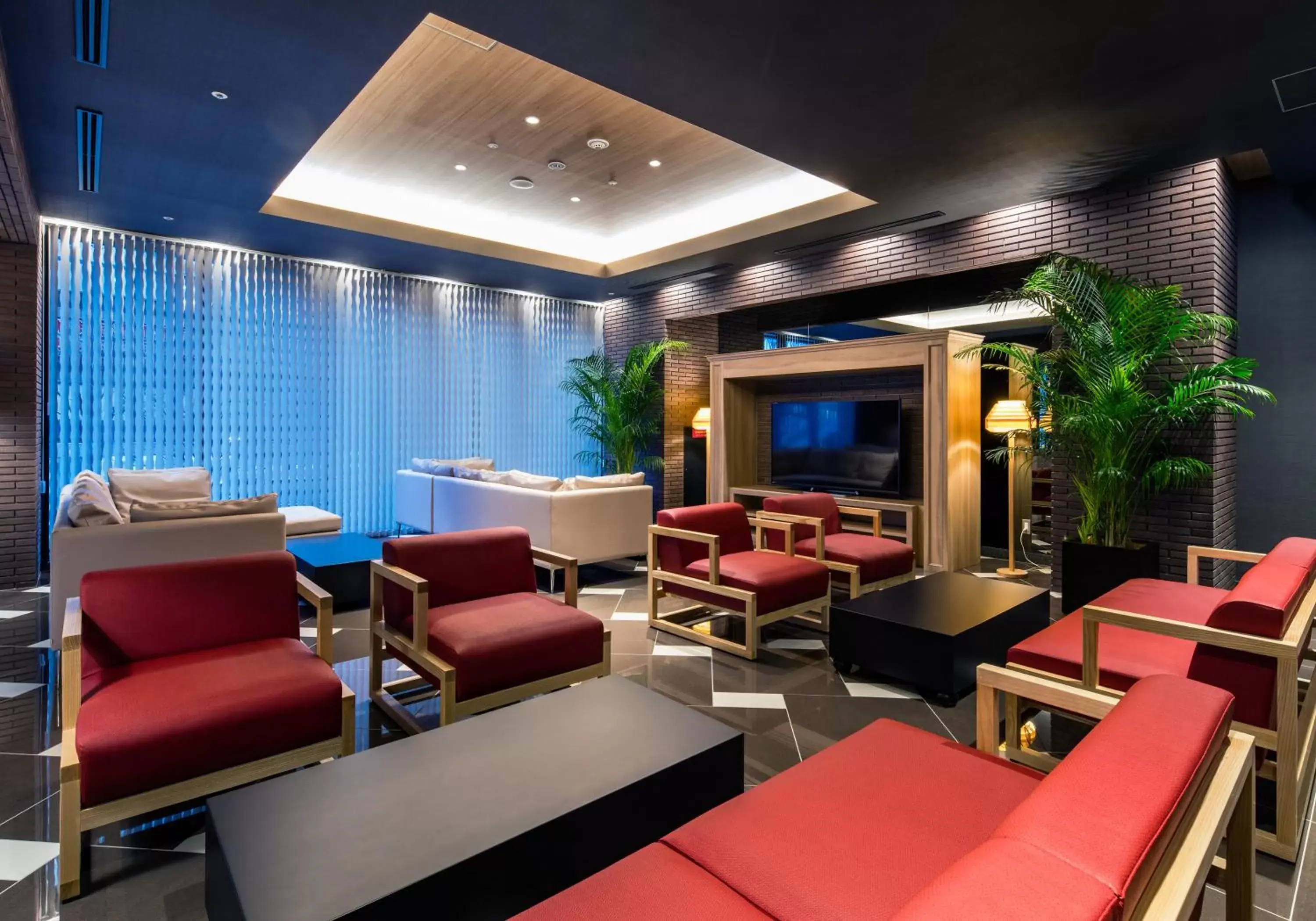 Communal lounge/ TV room, Lounge/Bar in Daiwa Roynet Hotel Kokura Ekimae