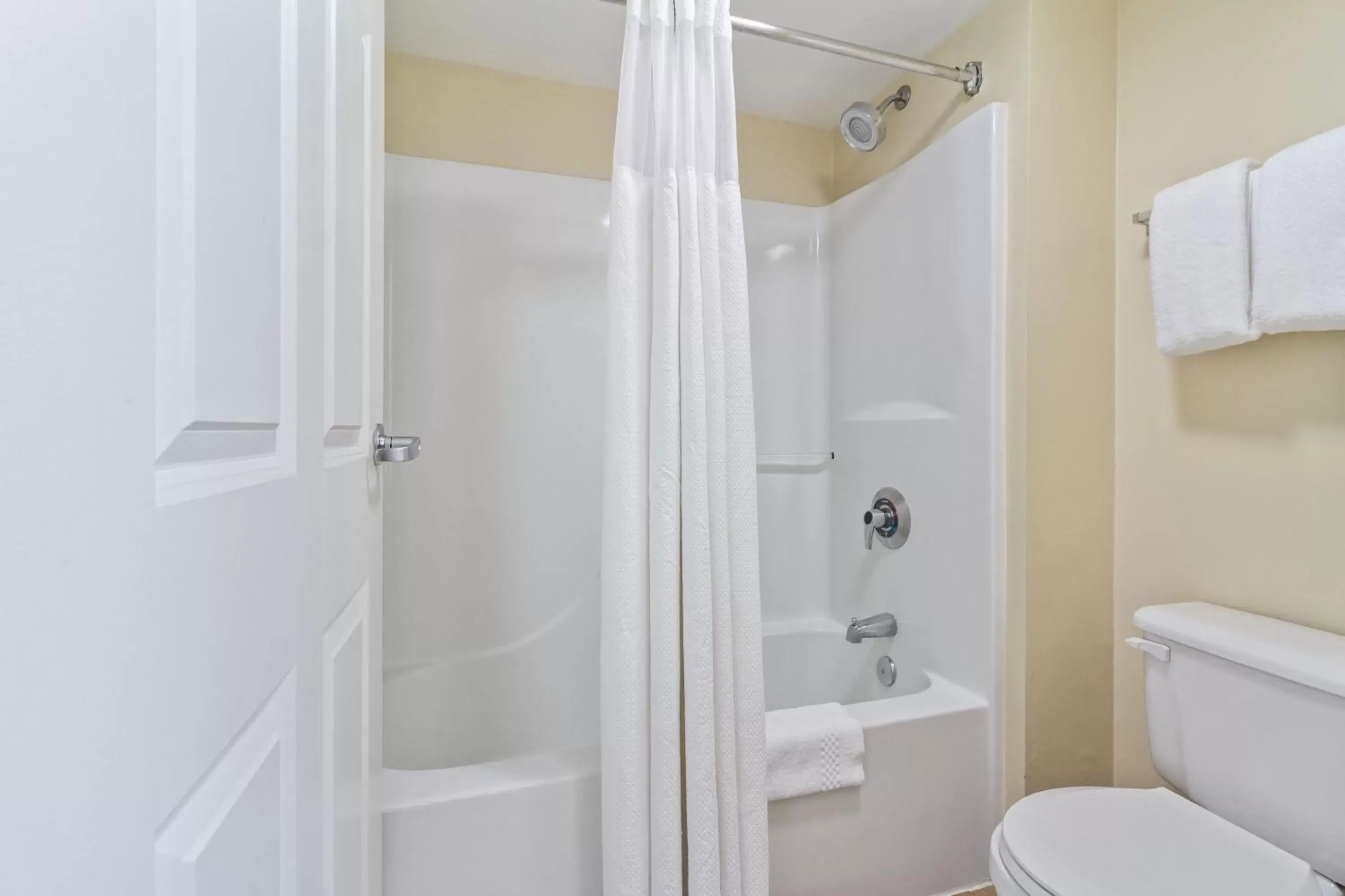 Shower, Bathroom in Extended Stay America Suites - Newport News - Yorktown