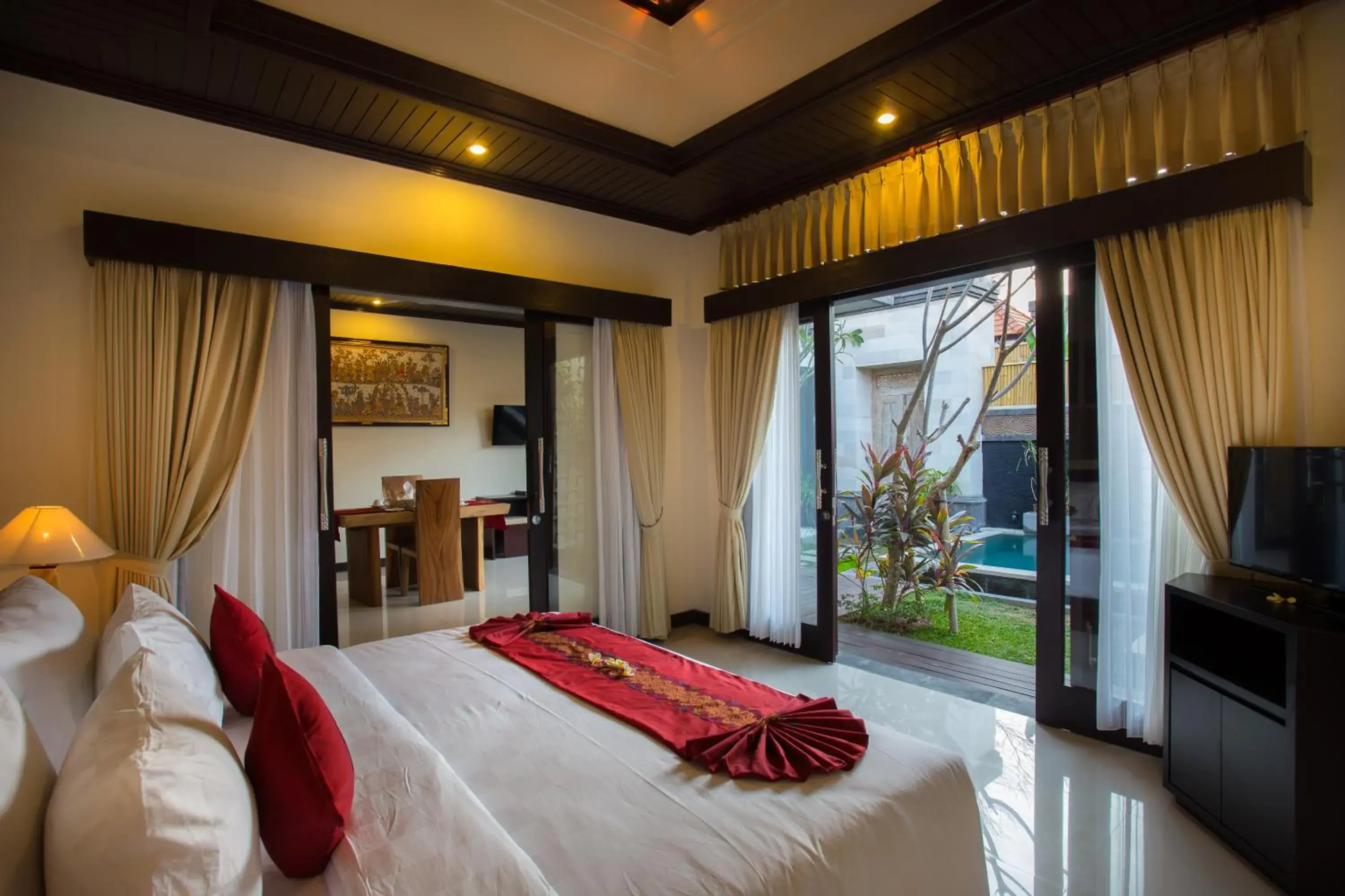 Pool view, Bed in Kayu Suar Bali Luxury Villas & Spa
