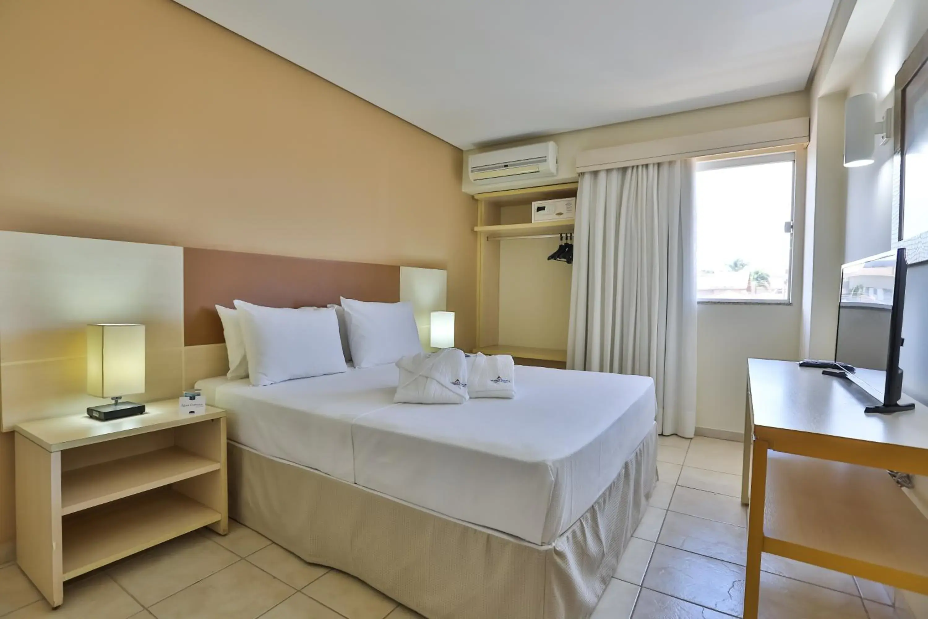 Bed in Thermas de Olimpia Resorts by Mercure