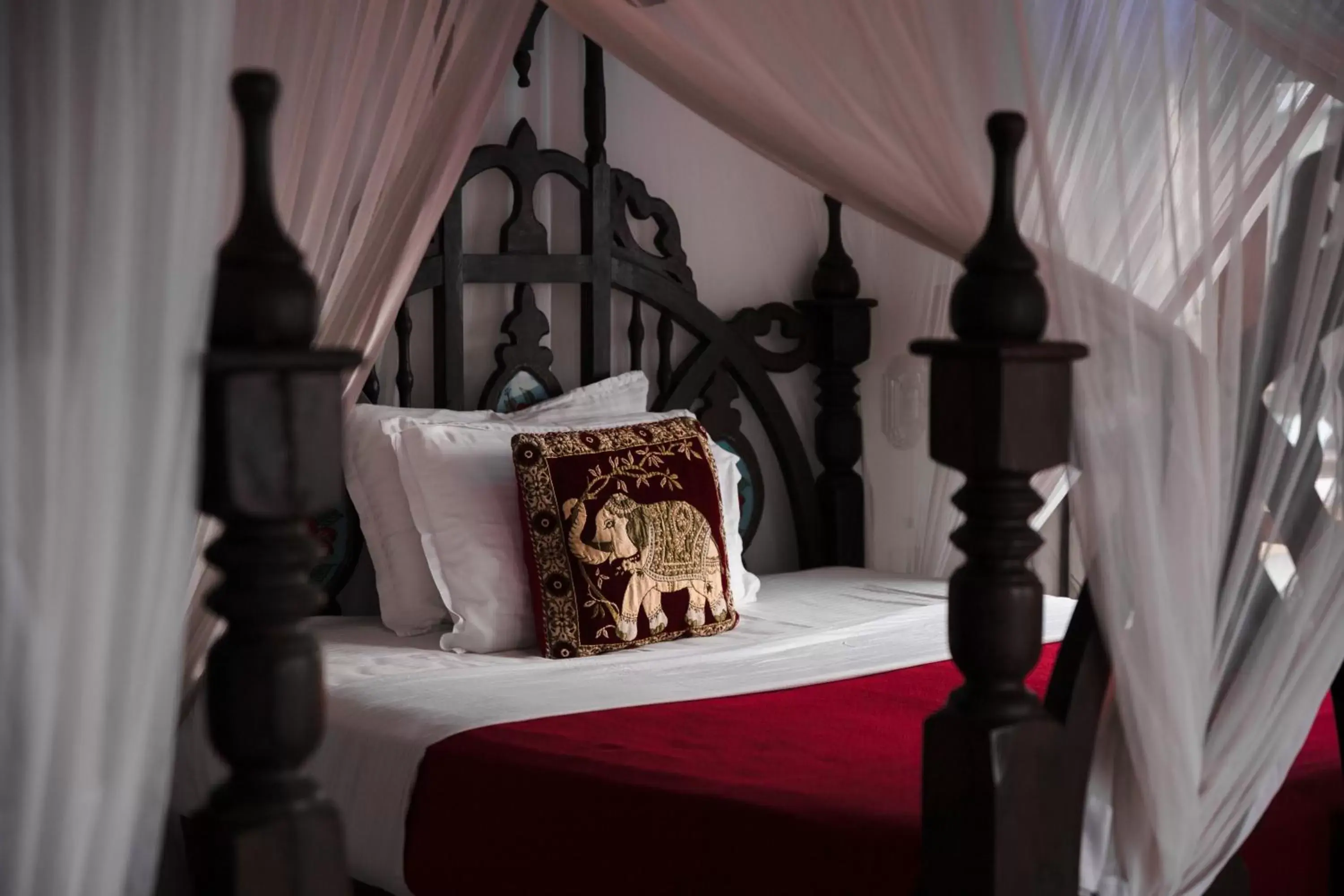 Bed in Tembo House Hotel