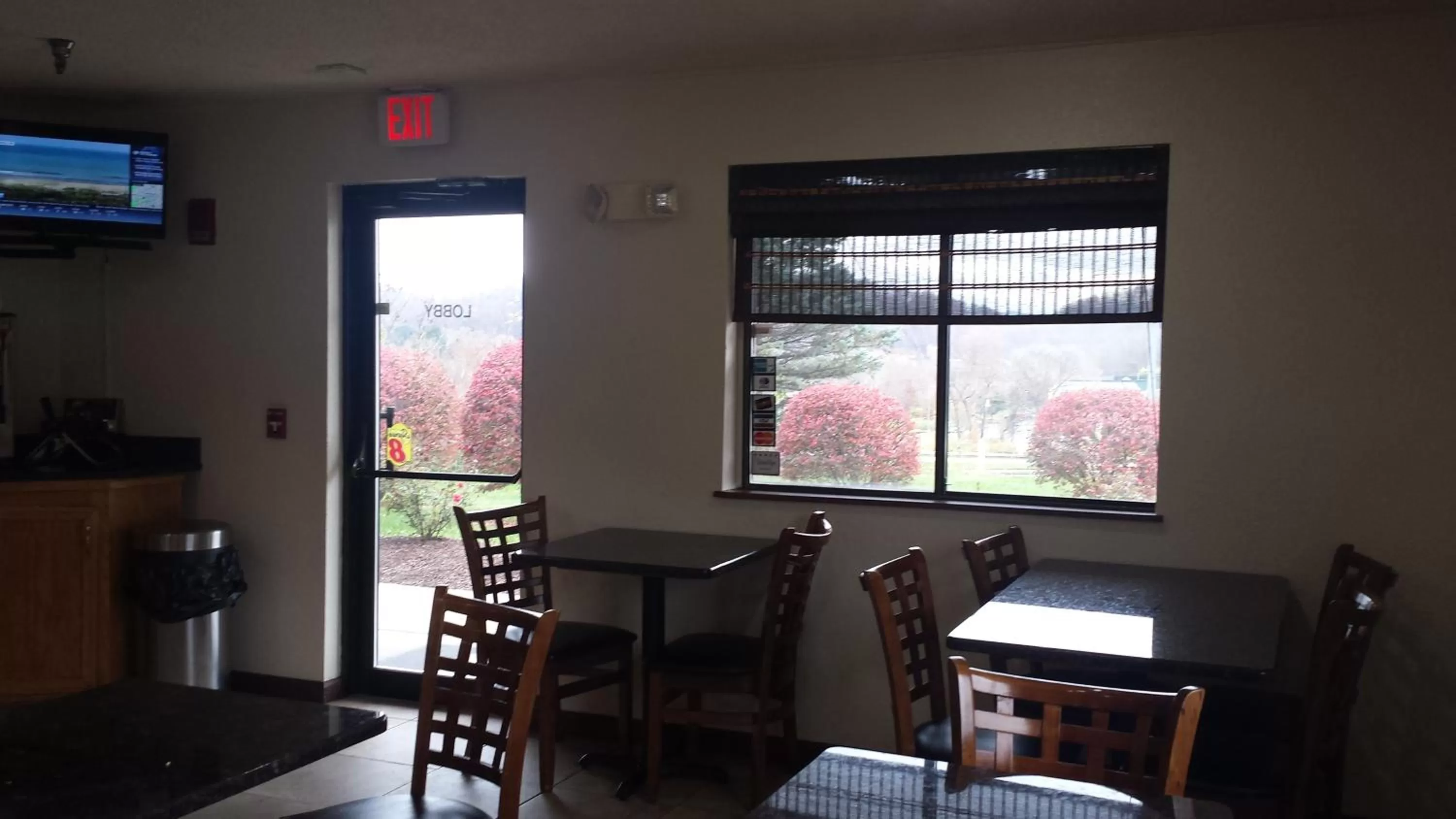 Lobby or reception in Super 8 by Wyndham Abingdon VA