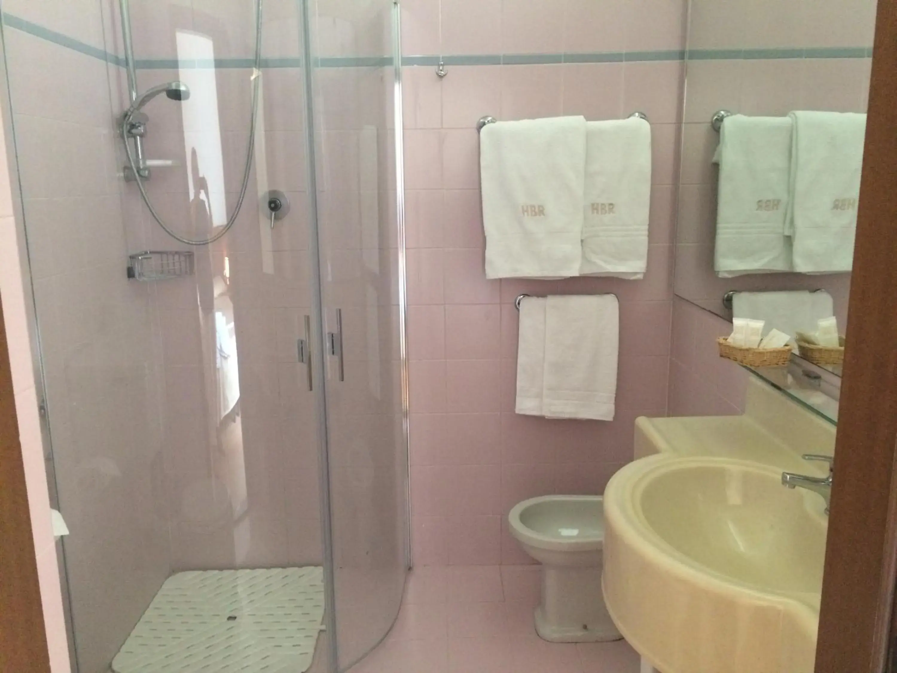 Toilet, Bathroom in Hotel Beau Rivage Pineta
