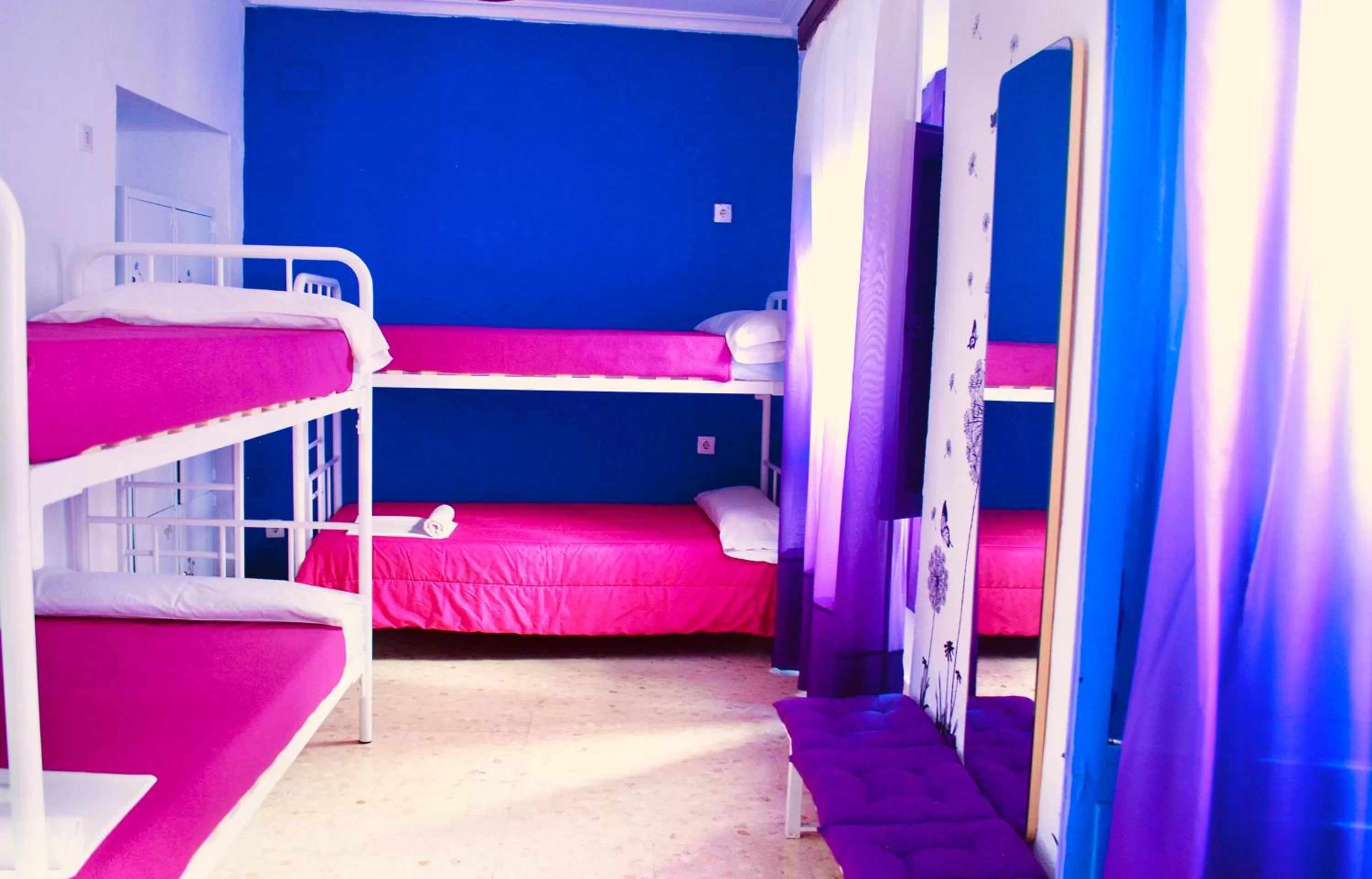 Bunk Bed in Backpacker Al-Katre