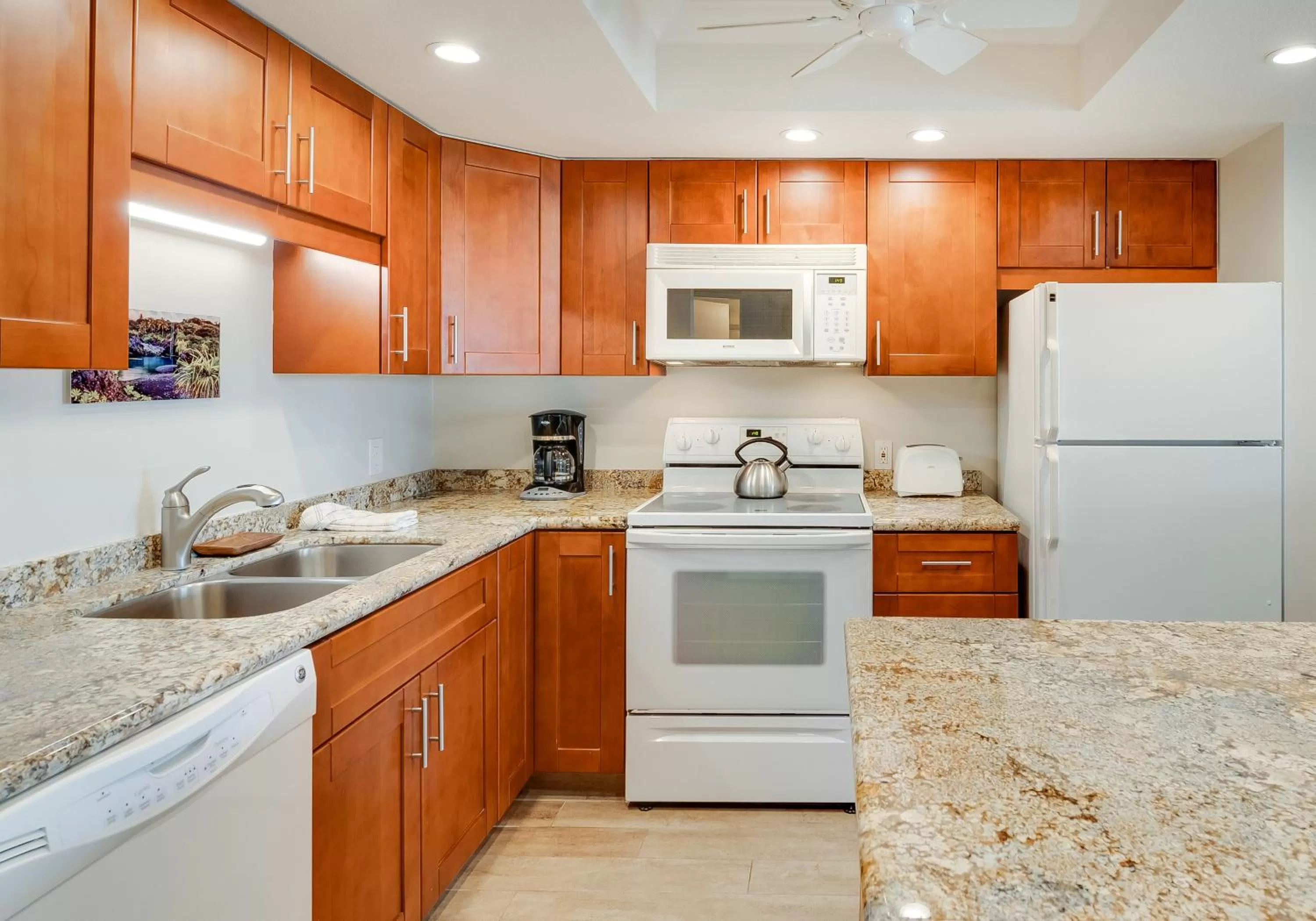 kitchen in Castle At Maui Banyan