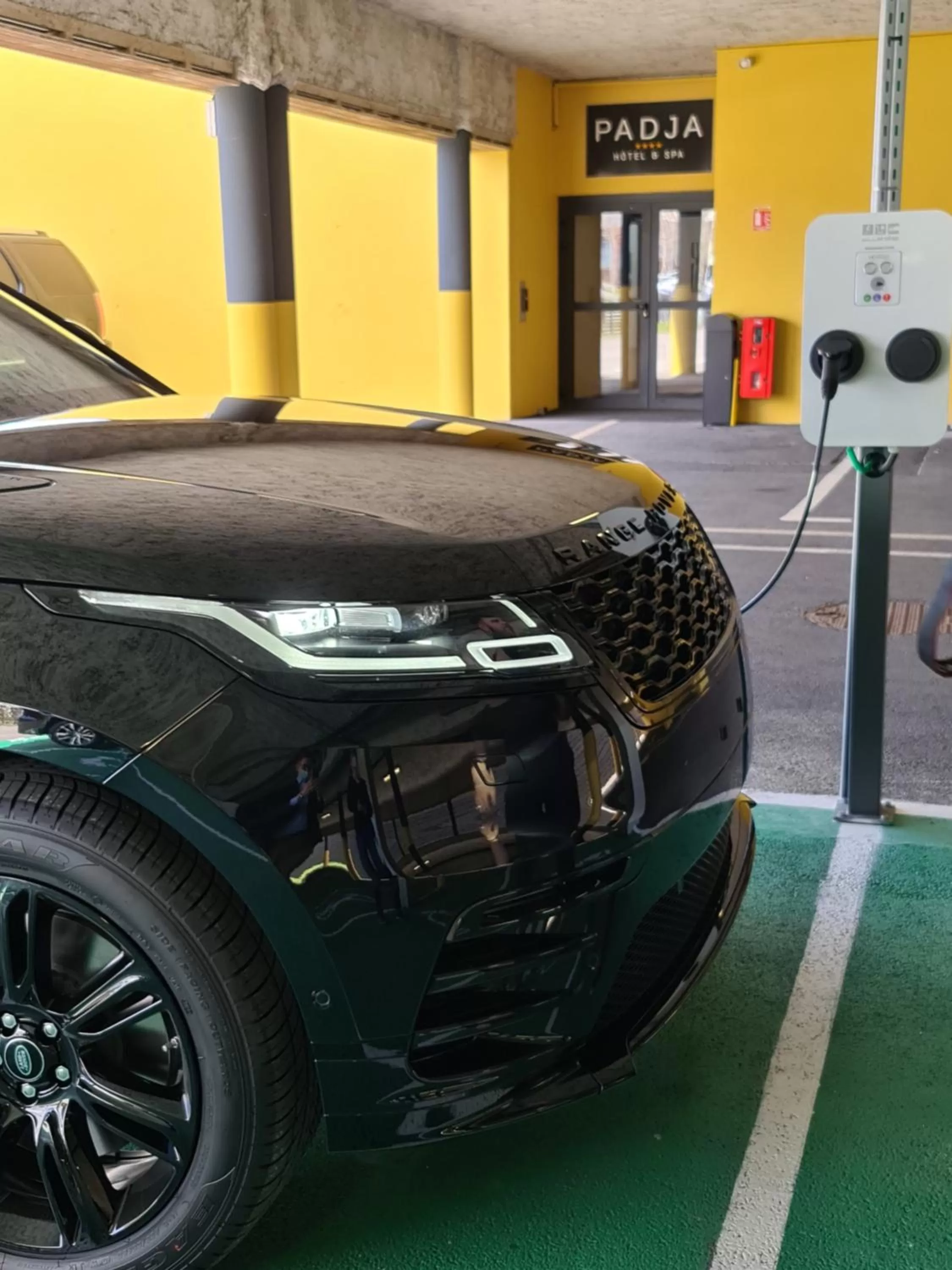 Parking in PADJA Hôtel & Spa Vannes