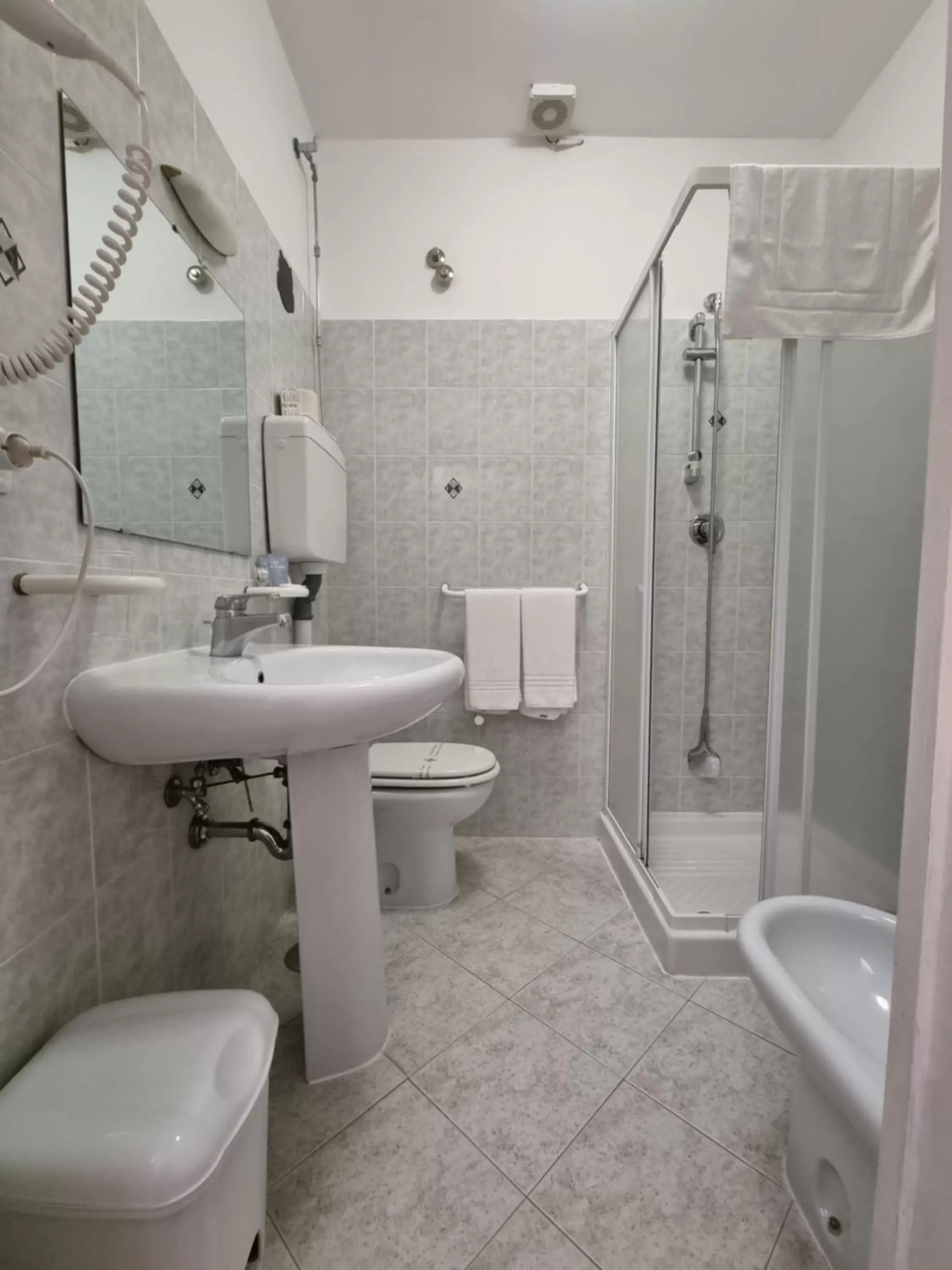 Bathroom in Borghetto Hotel