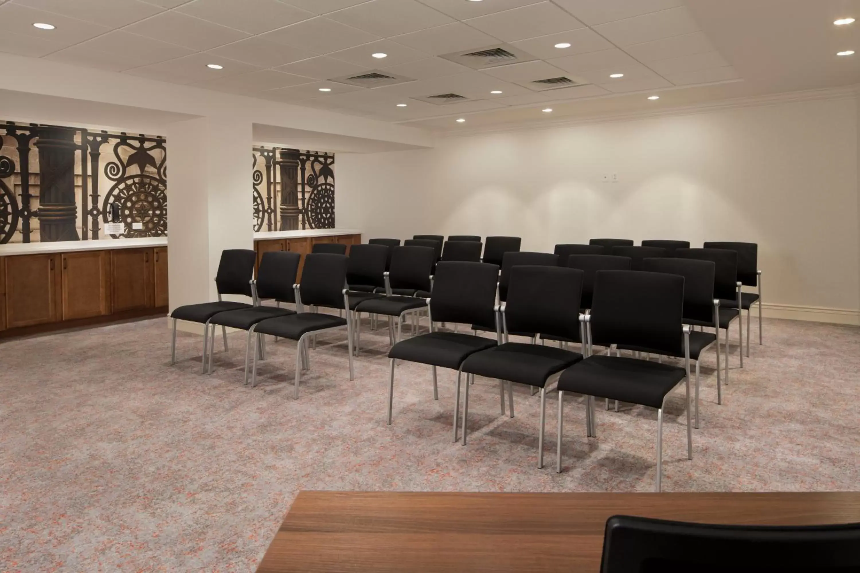 Meeting/conference room in Hotel Indigo Baltimore Downtown, an IHG Hotel