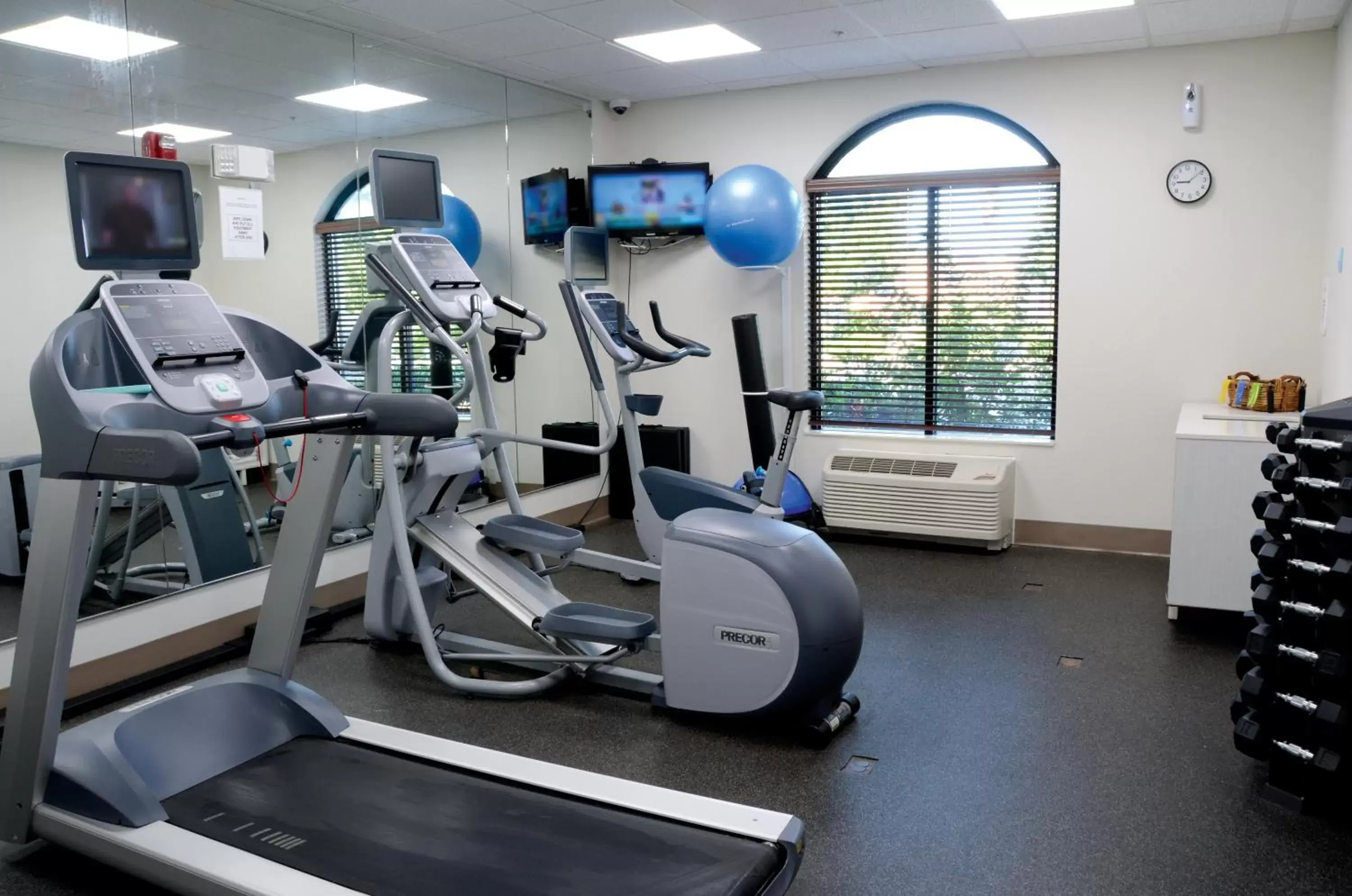 Fitness centre/facilities in Holiday Inn Express Hotel & Suites Mount Juliet - Nashville Area by IHG Fitness centre/facilities in Holiday Inn Express Hotel & Suites Mount Juliet - Nashville Area by IHG