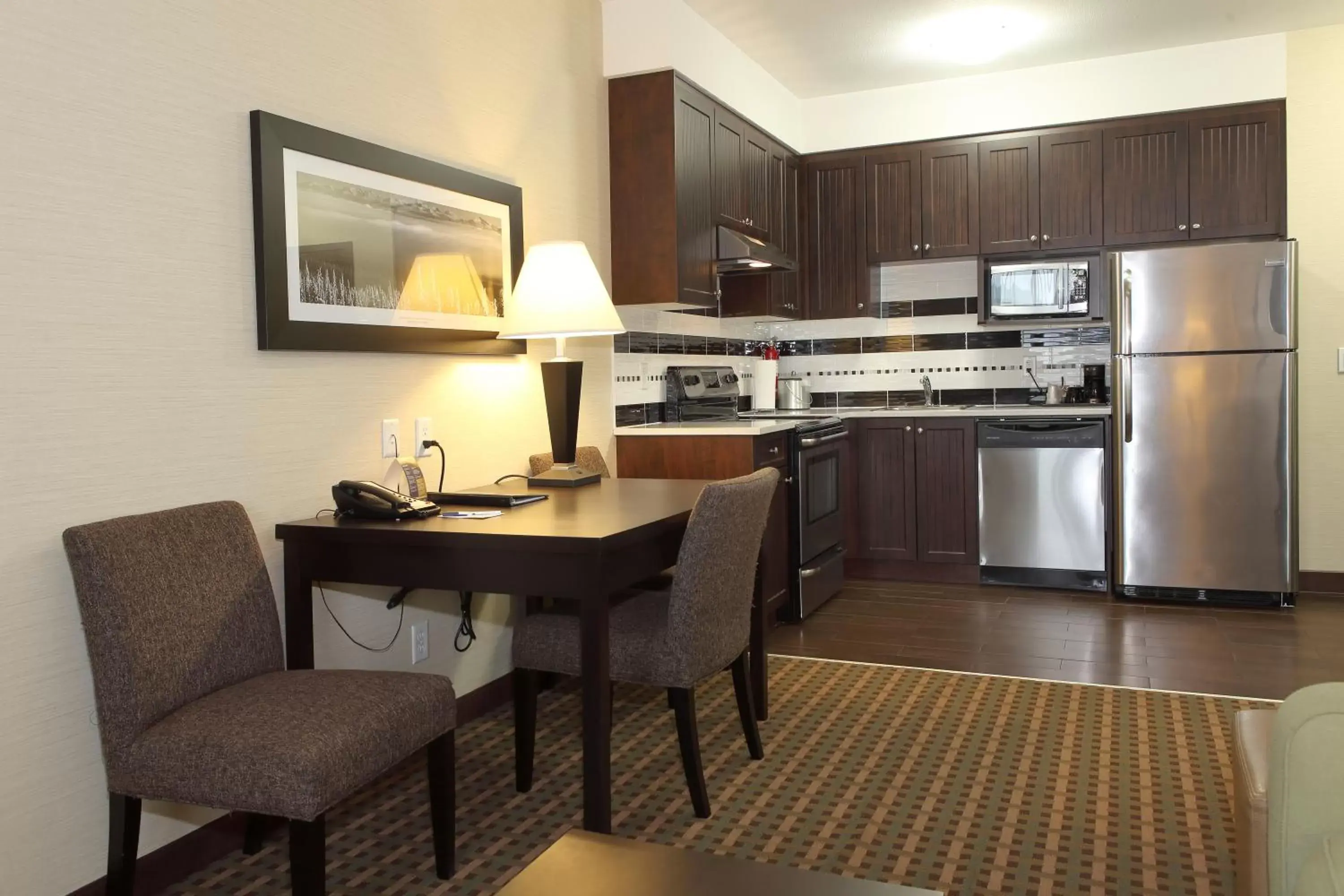 One-Bedroom Suite with Kitchen - Non-Smoking  in Best Western Pacific Inn
